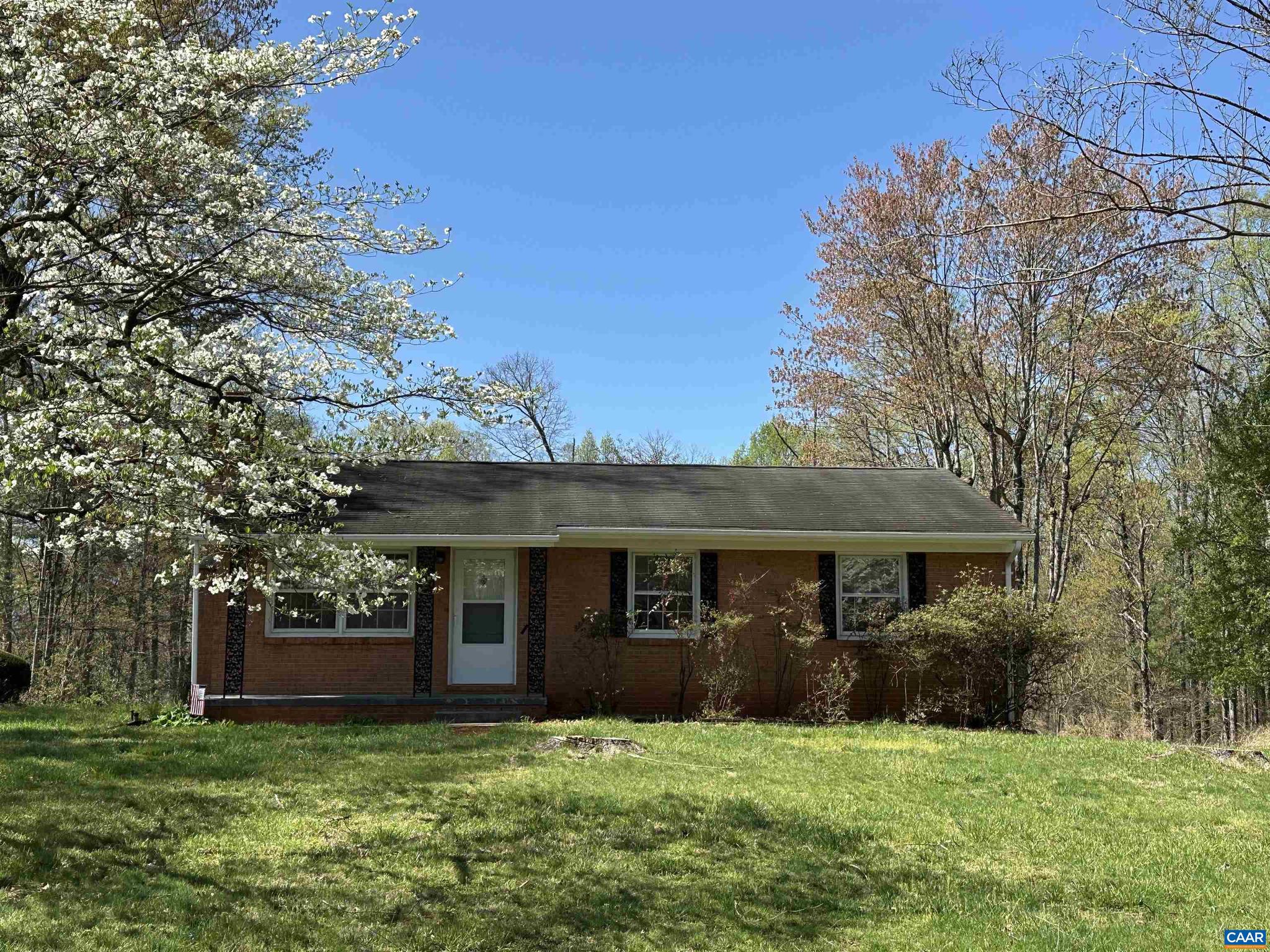 UNKNOWN - Residential Lease