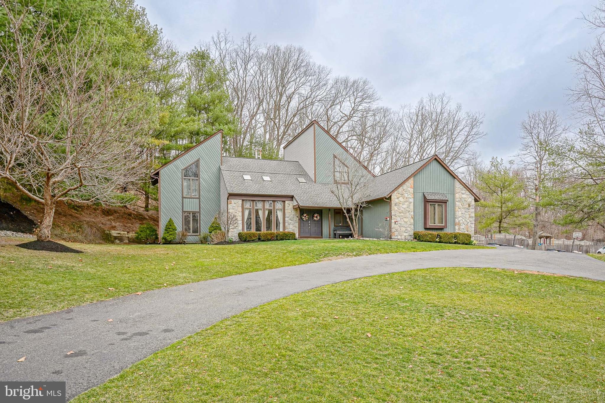 25 BERKSHIRE DRIVE