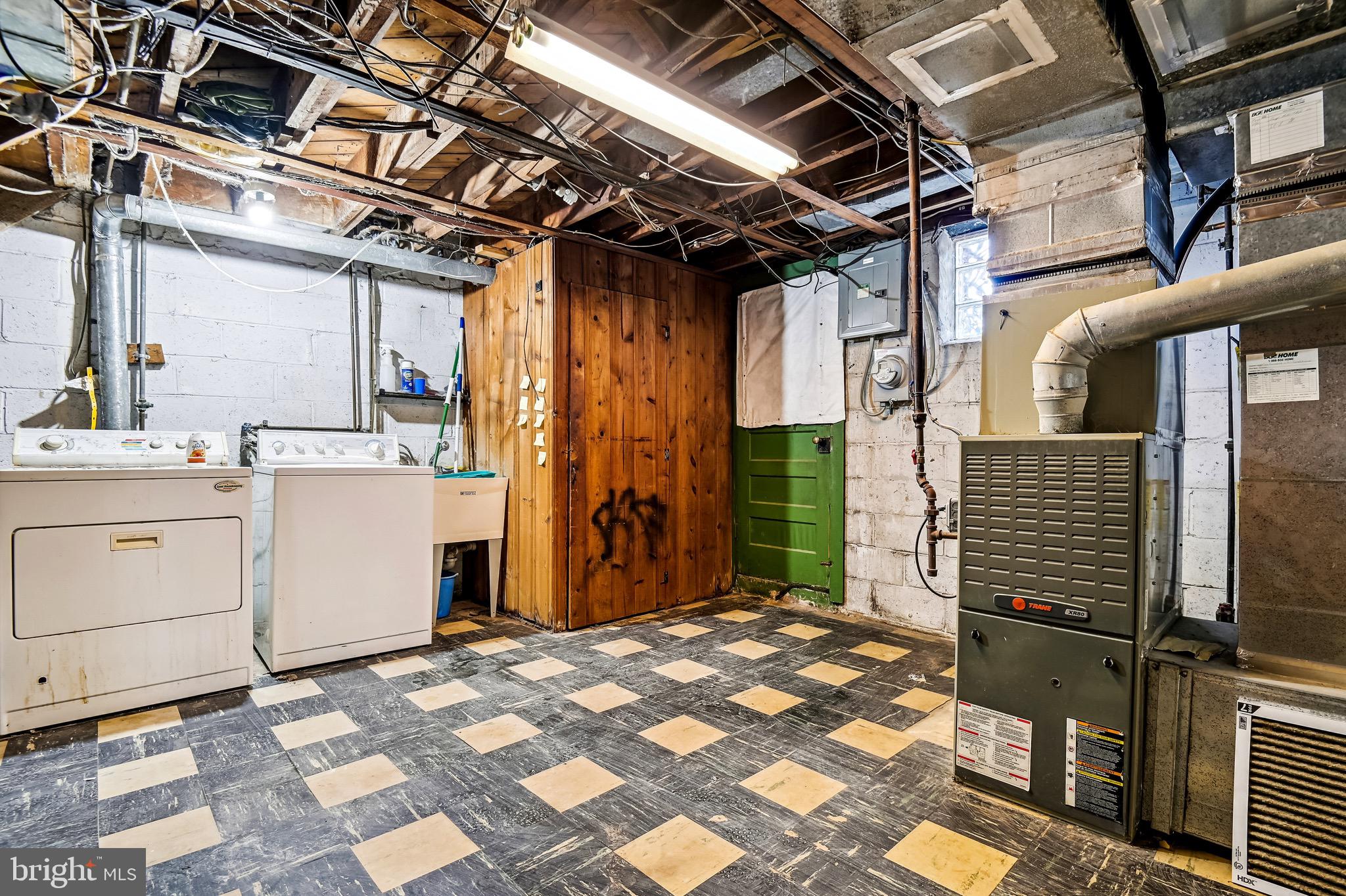 WEST INVERNESS - Residential