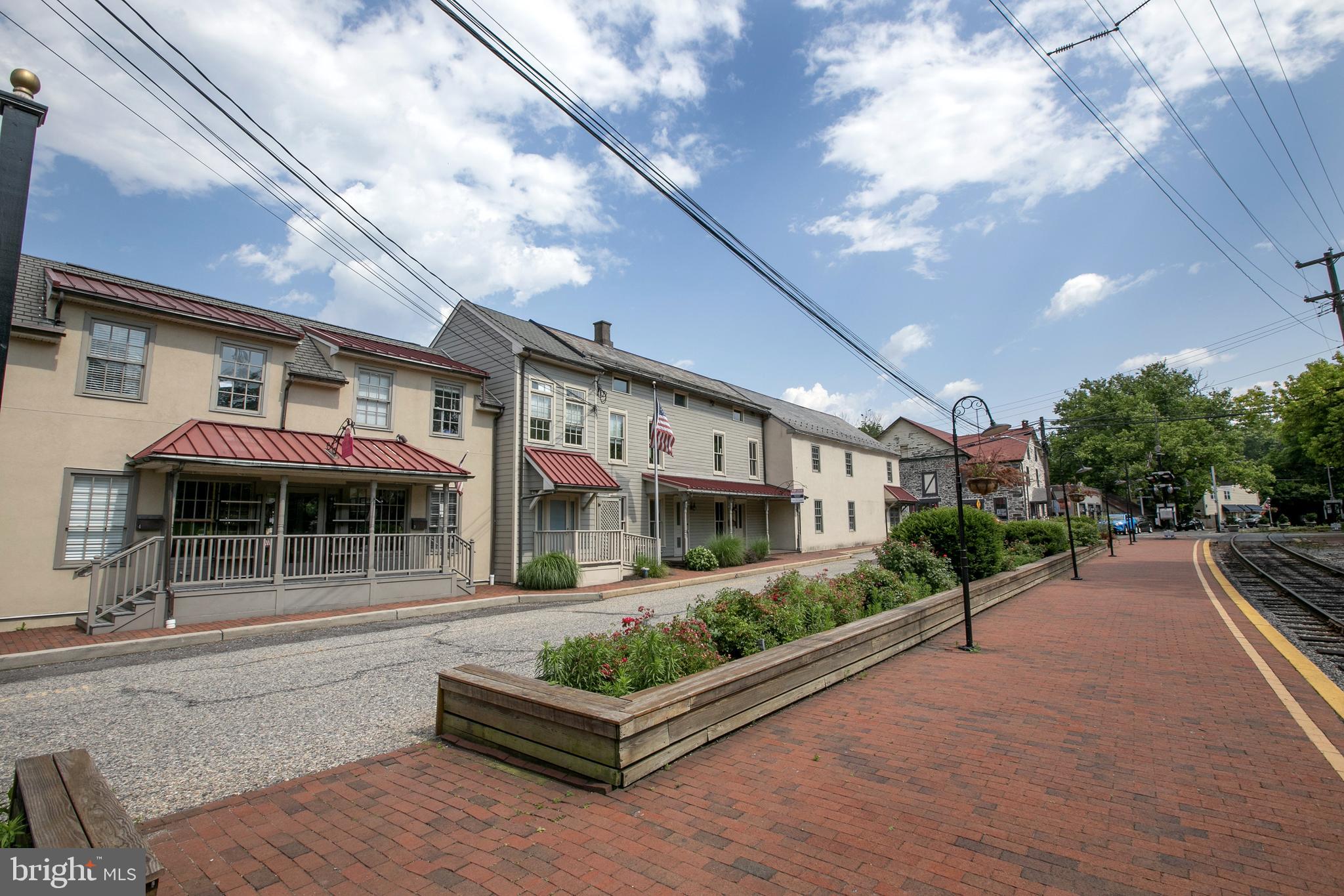 Canal-front professional space on the first floor of a bustling mixed use building (office/retail). Located in downtown New Hope right next to the popular tourist train and Union Square complex, enjoy tons of foot traffic and a walk-to-everything experience just steps from popular dining, taverns, and shops. Off-site dedicated parking for 5, and additional contiguous space on the second floor available (see PABU491492).