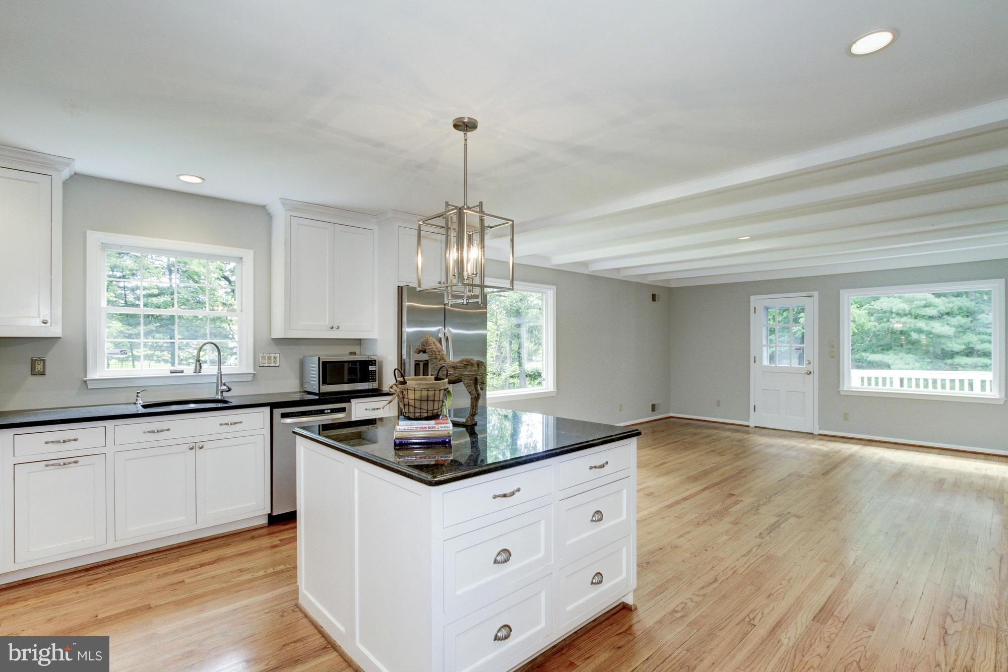 POTOMAC OUTSIDE - Residential