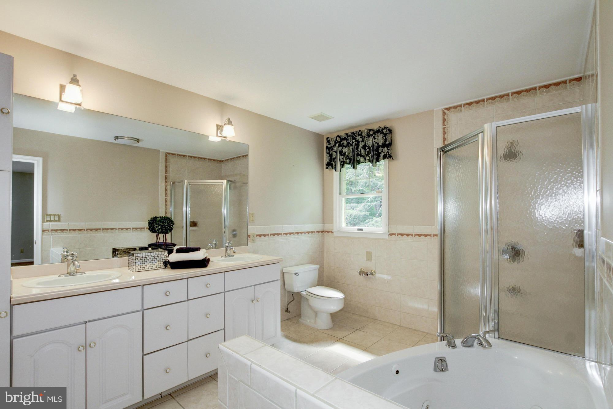 POTOMAC OUTSIDE - Residential