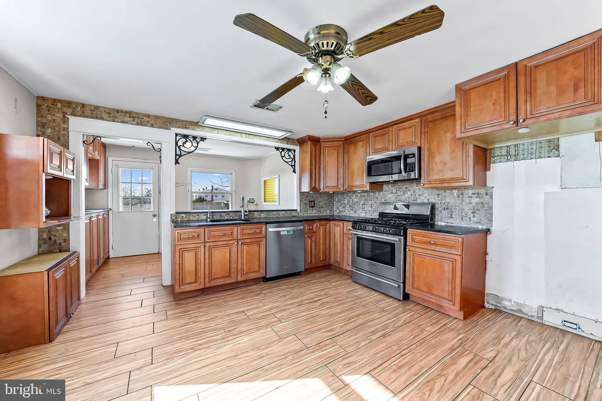 RIDLEY PARK - Residential