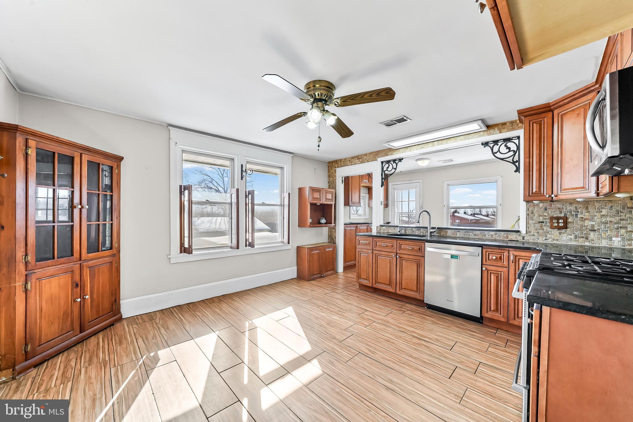 RIDLEY PARK - Residential