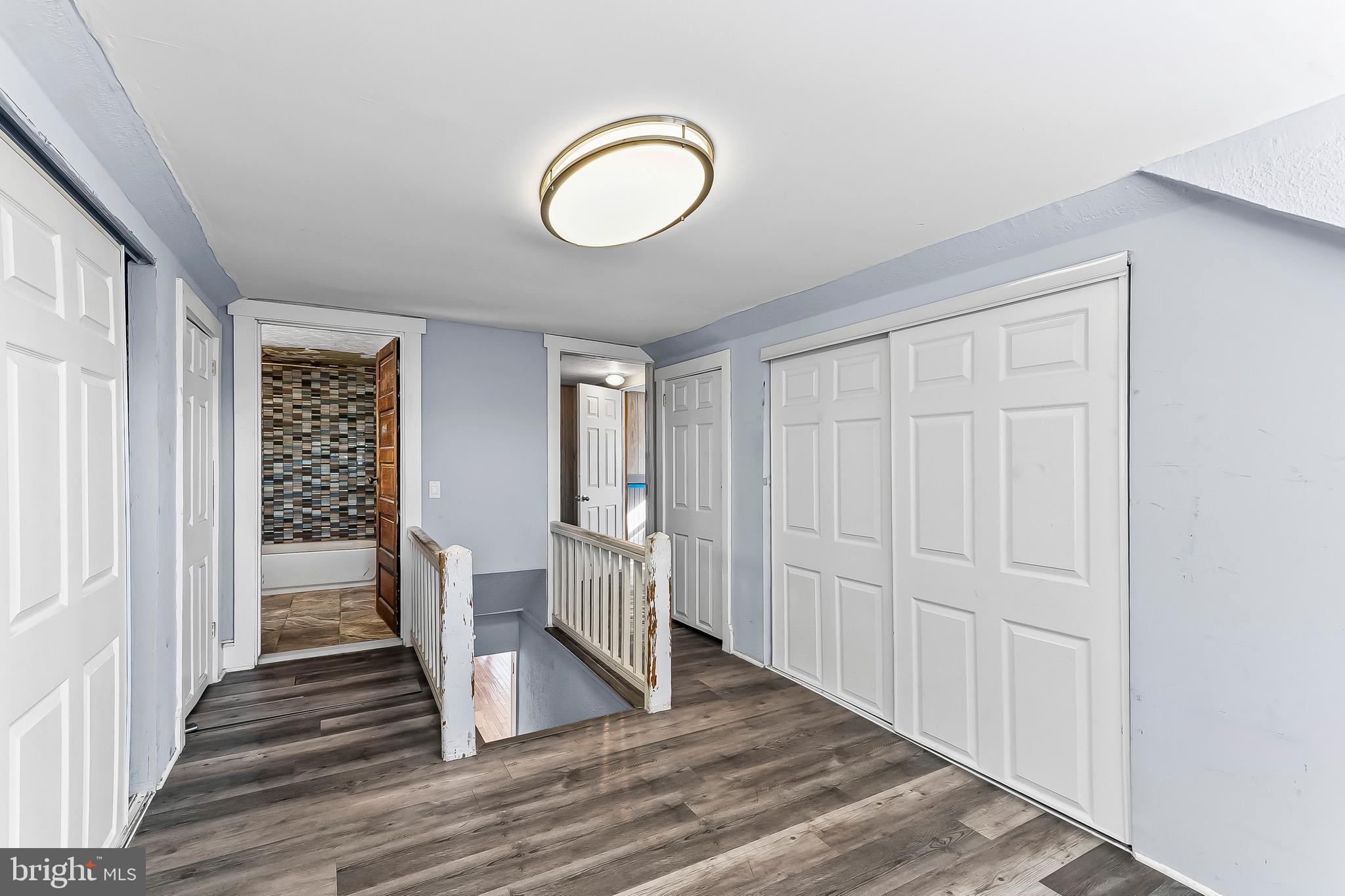 RIDLEY PARK - Residential