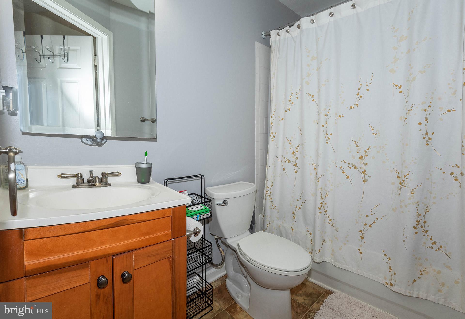 STONEY BEACH - Residential