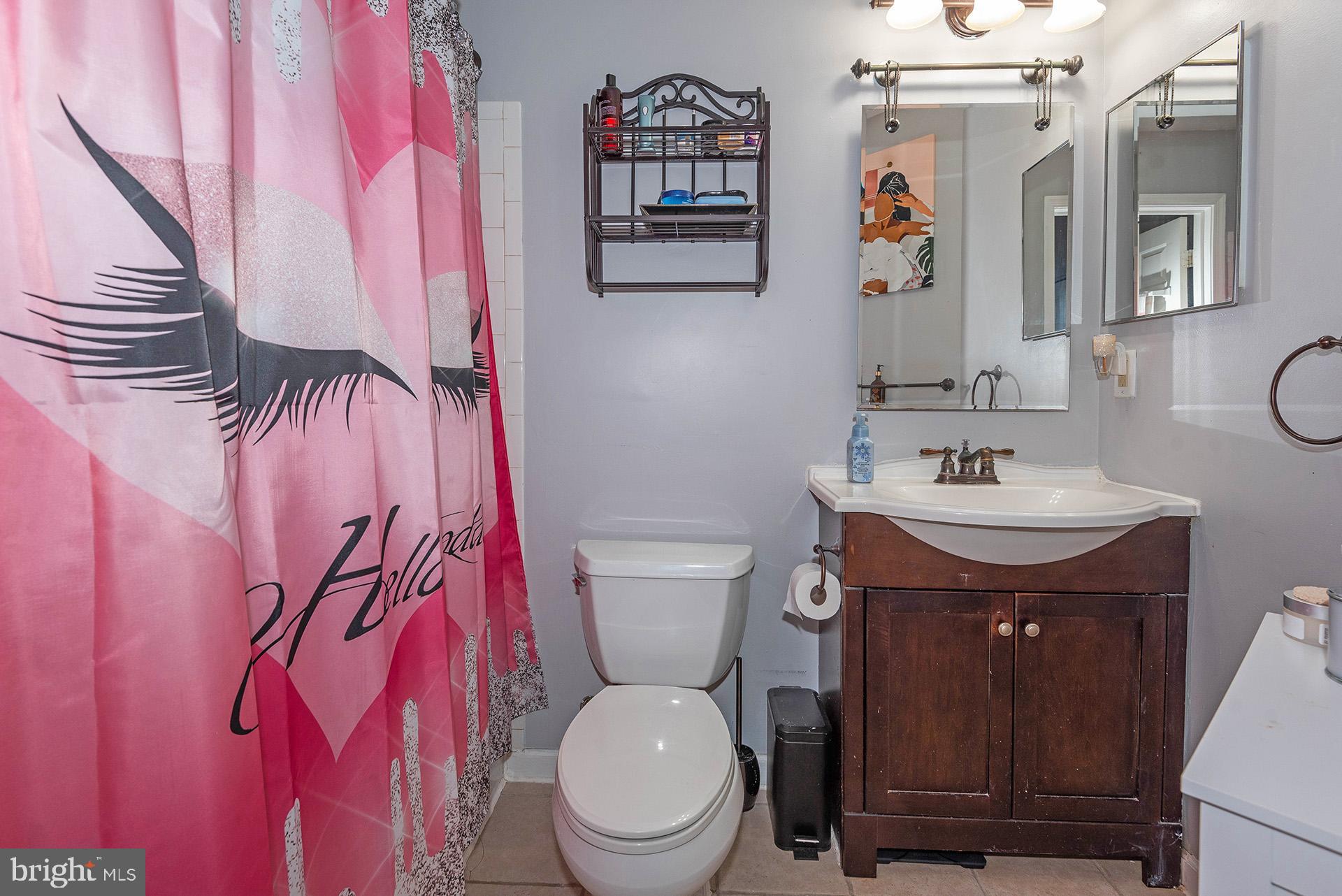 STONEY BEACH - Residential