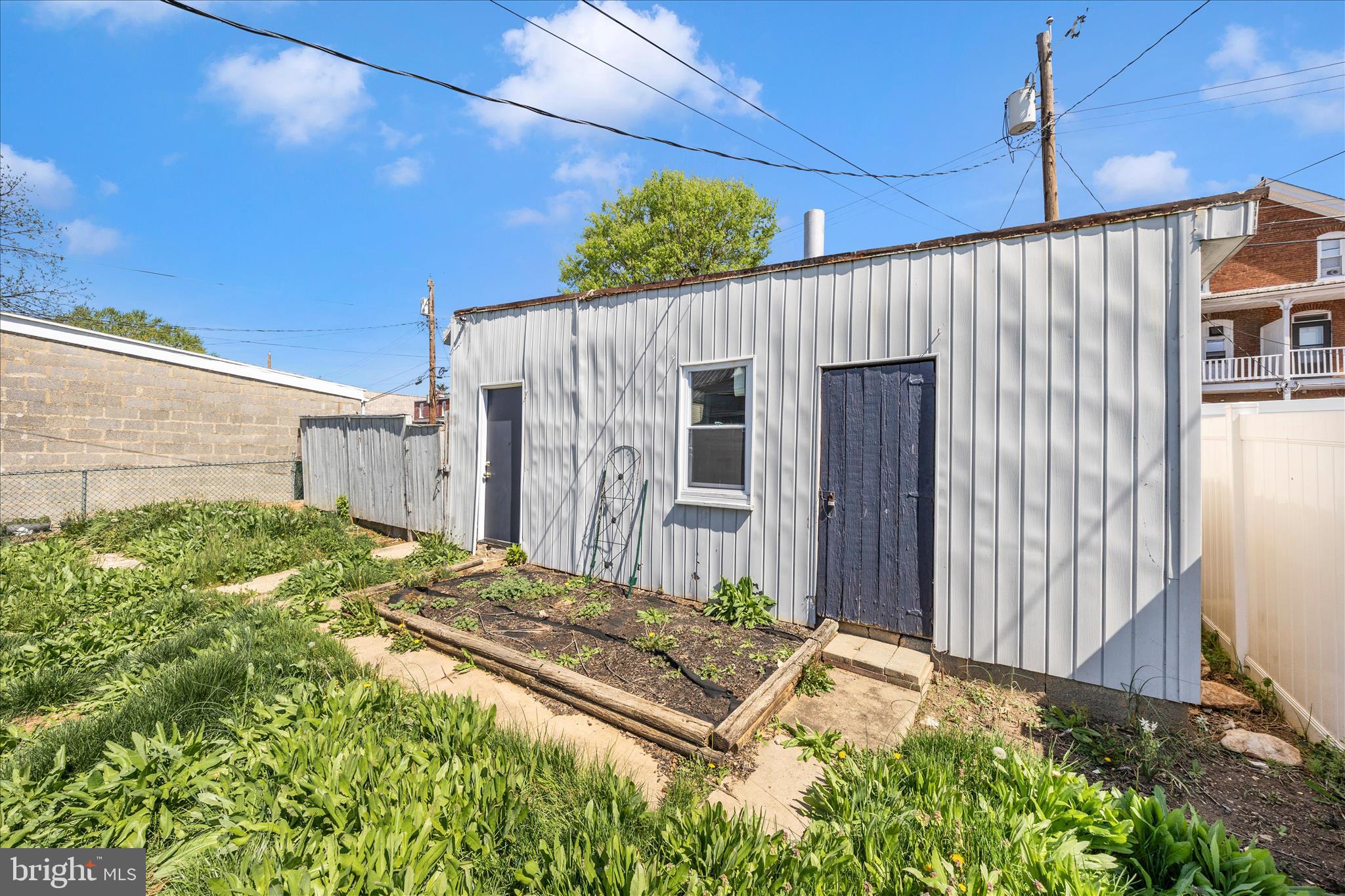 HAGERSTOWN - Residential