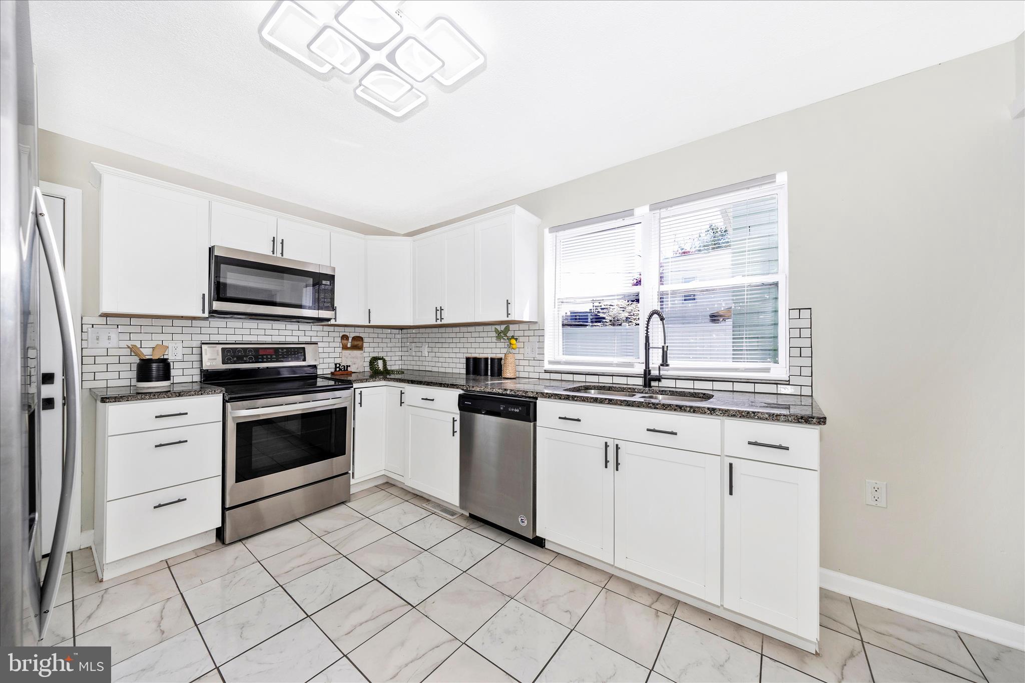 HAGERSTOWN - Residential