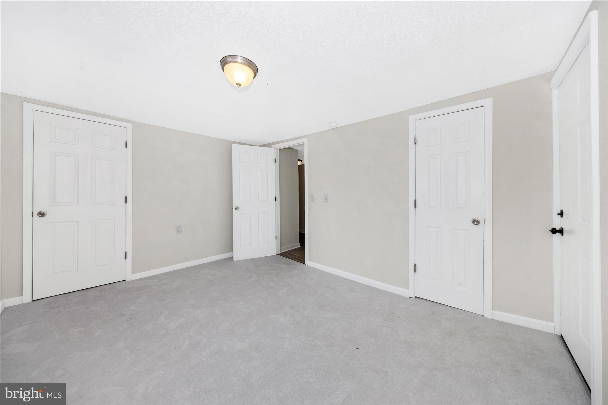 HAGERSTOWN - Residential