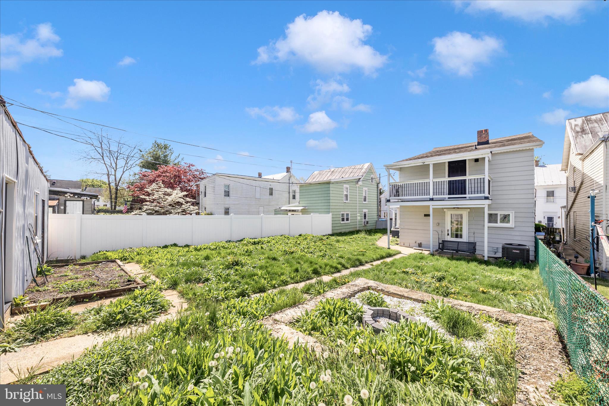 HAGERSTOWN - Residential