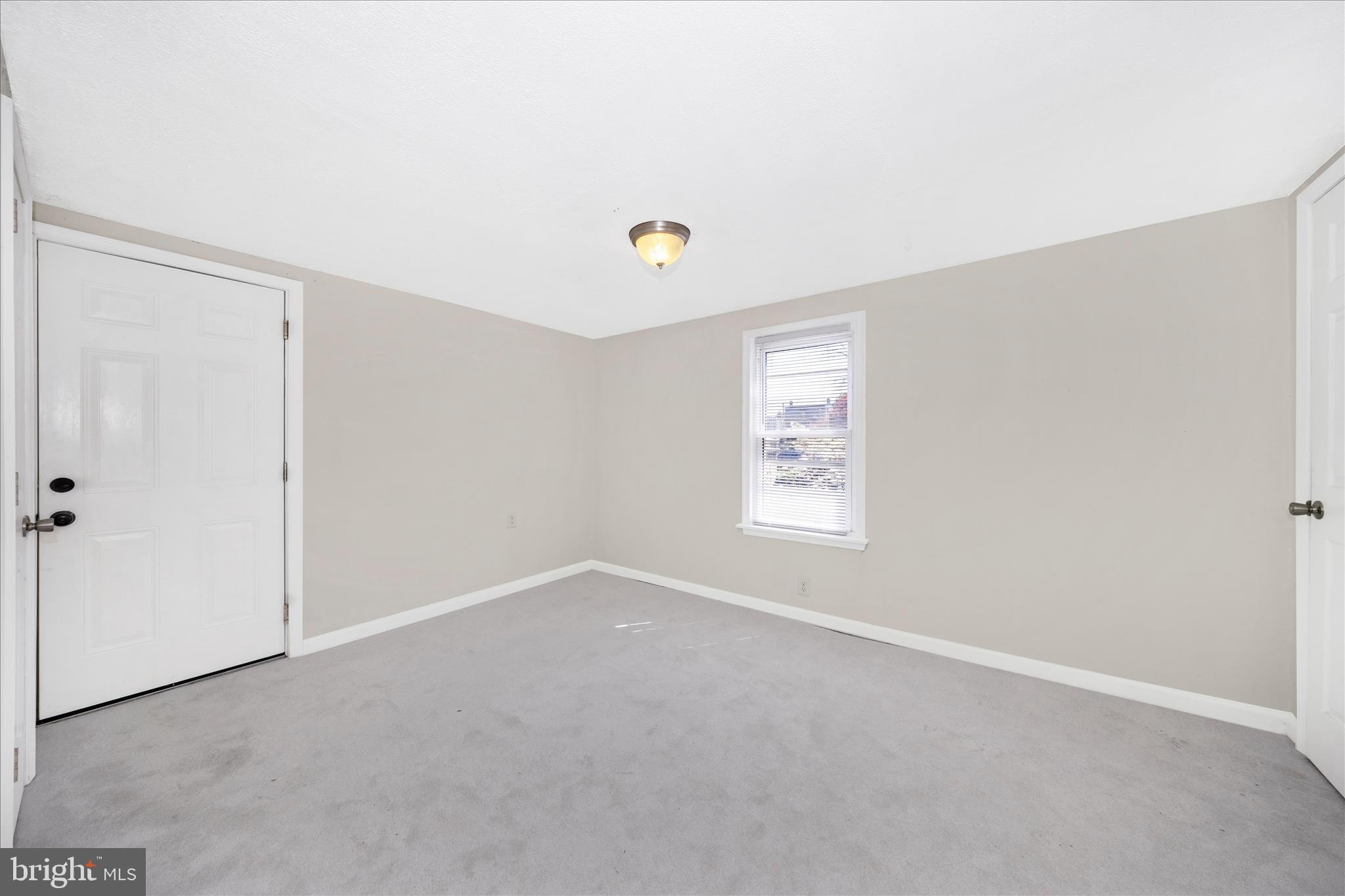 HAGERSTOWN - Residential