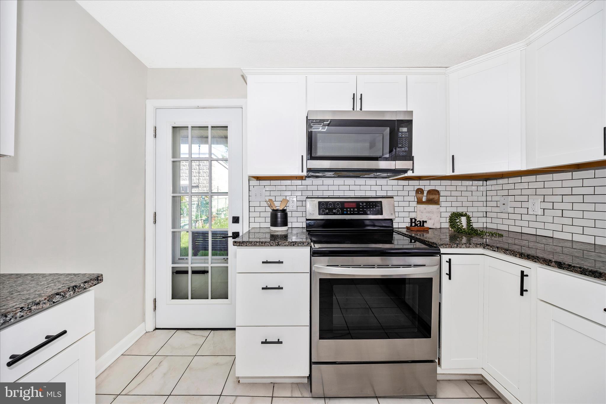 HAGERSTOWN - Residential