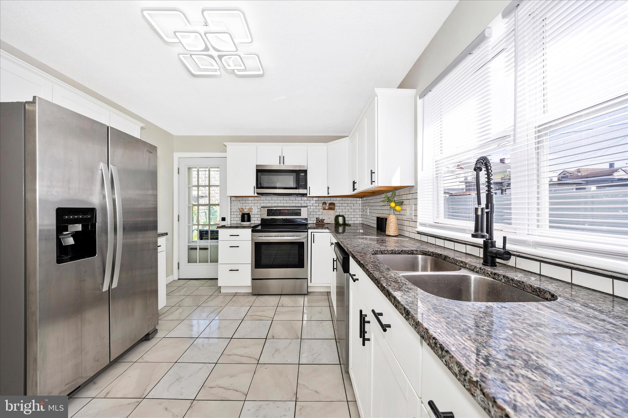 HAGERSTOWN - Residential