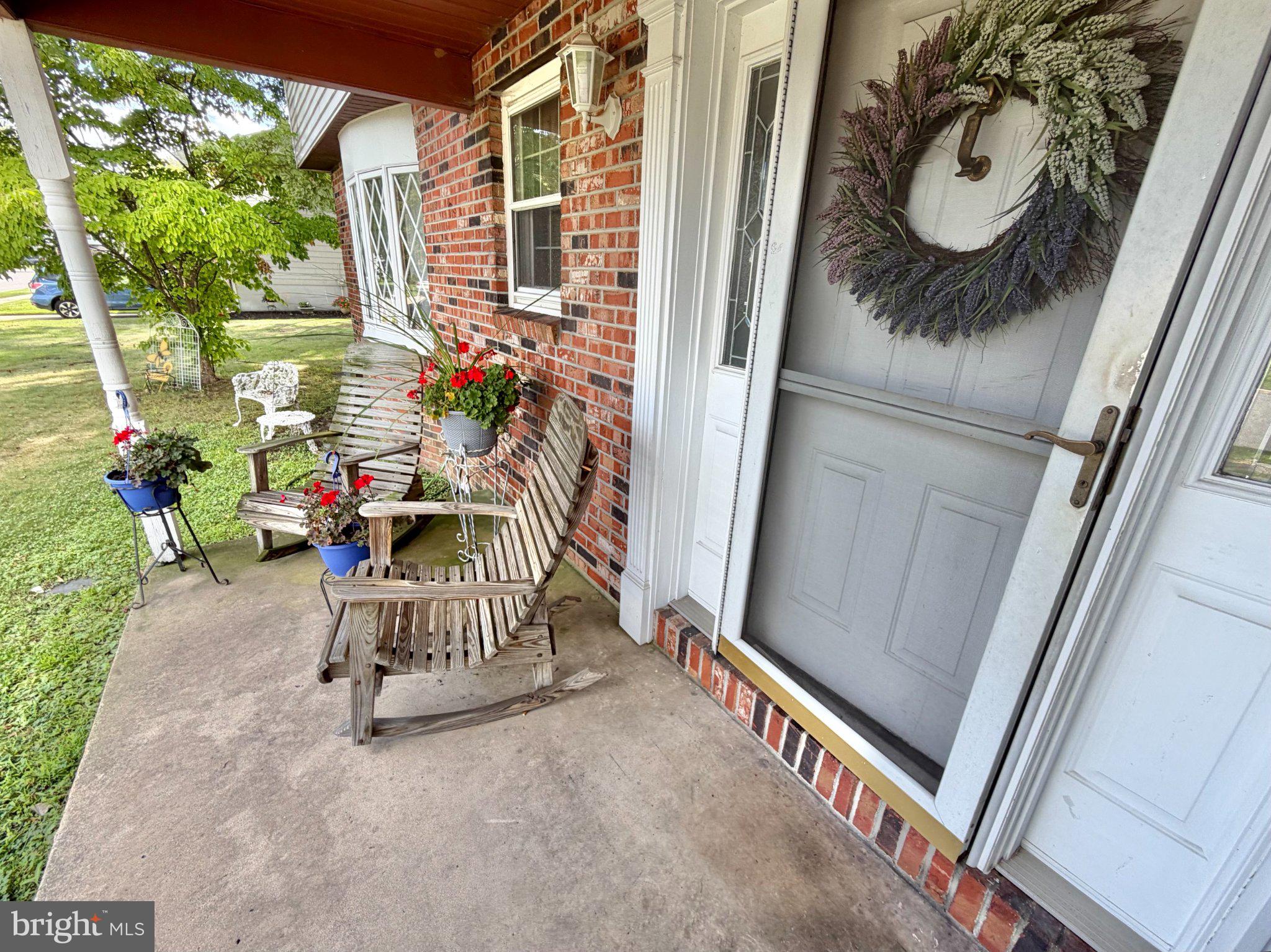 11 MCCAY DRIVE