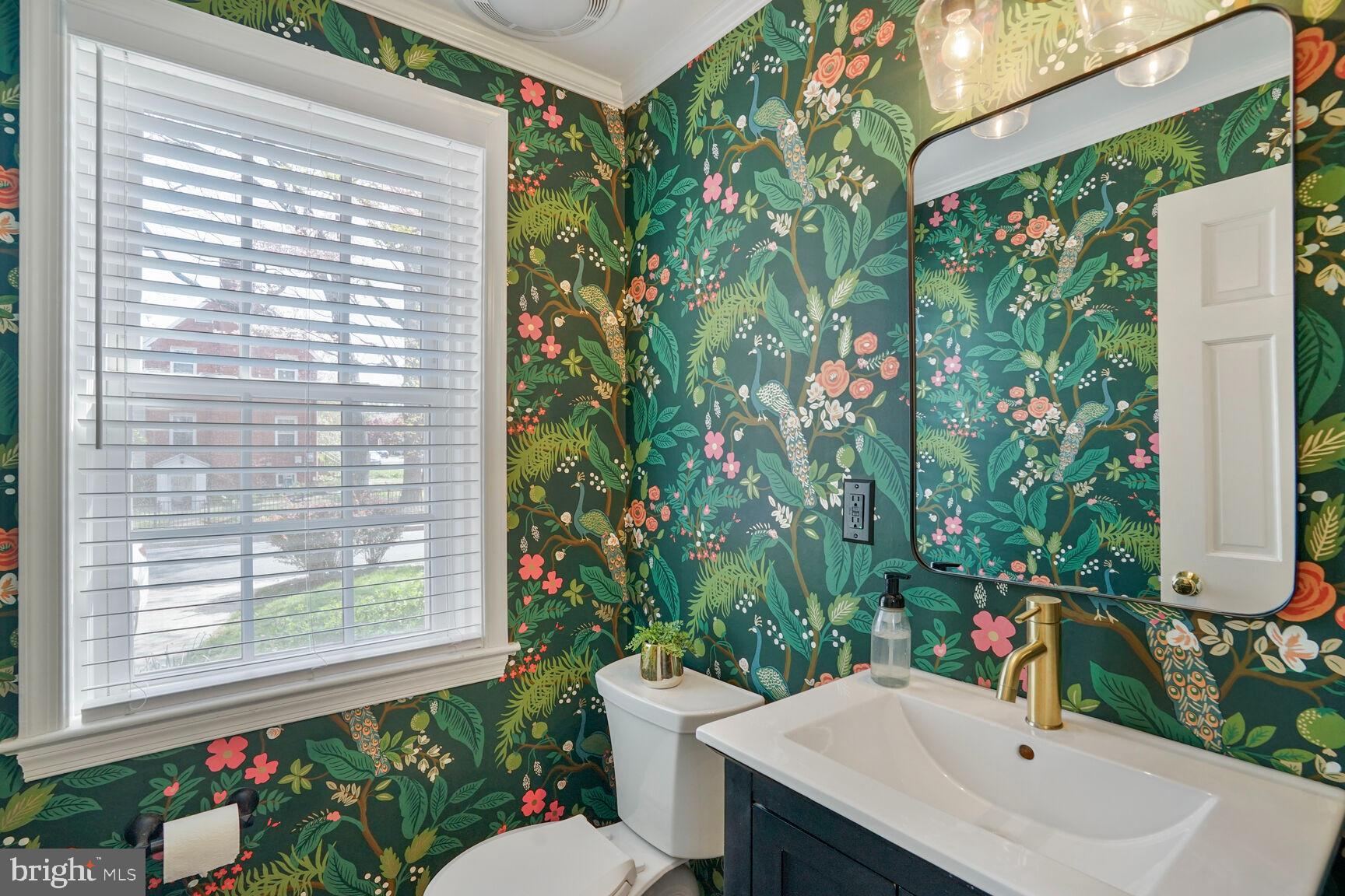 ASHTON HEIGHTS - Residential Lease