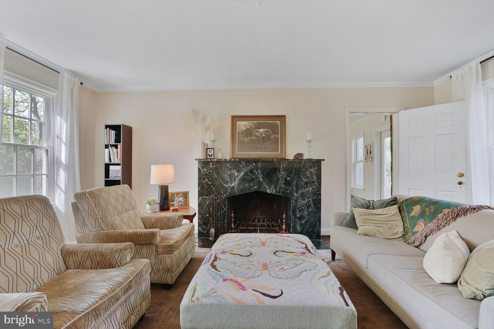 ASHTON HEIGHTS - Residential Lease