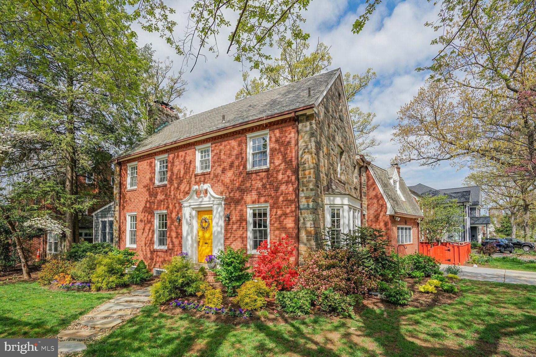 ASHTON HEIGHTS - Residential Lease