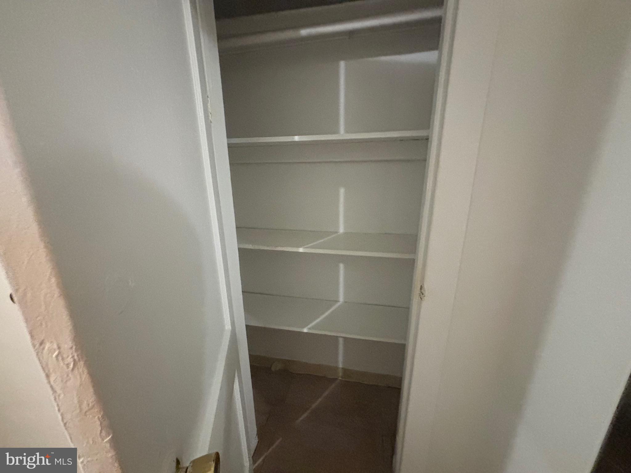 MASON SPRINGS - Residential Lease