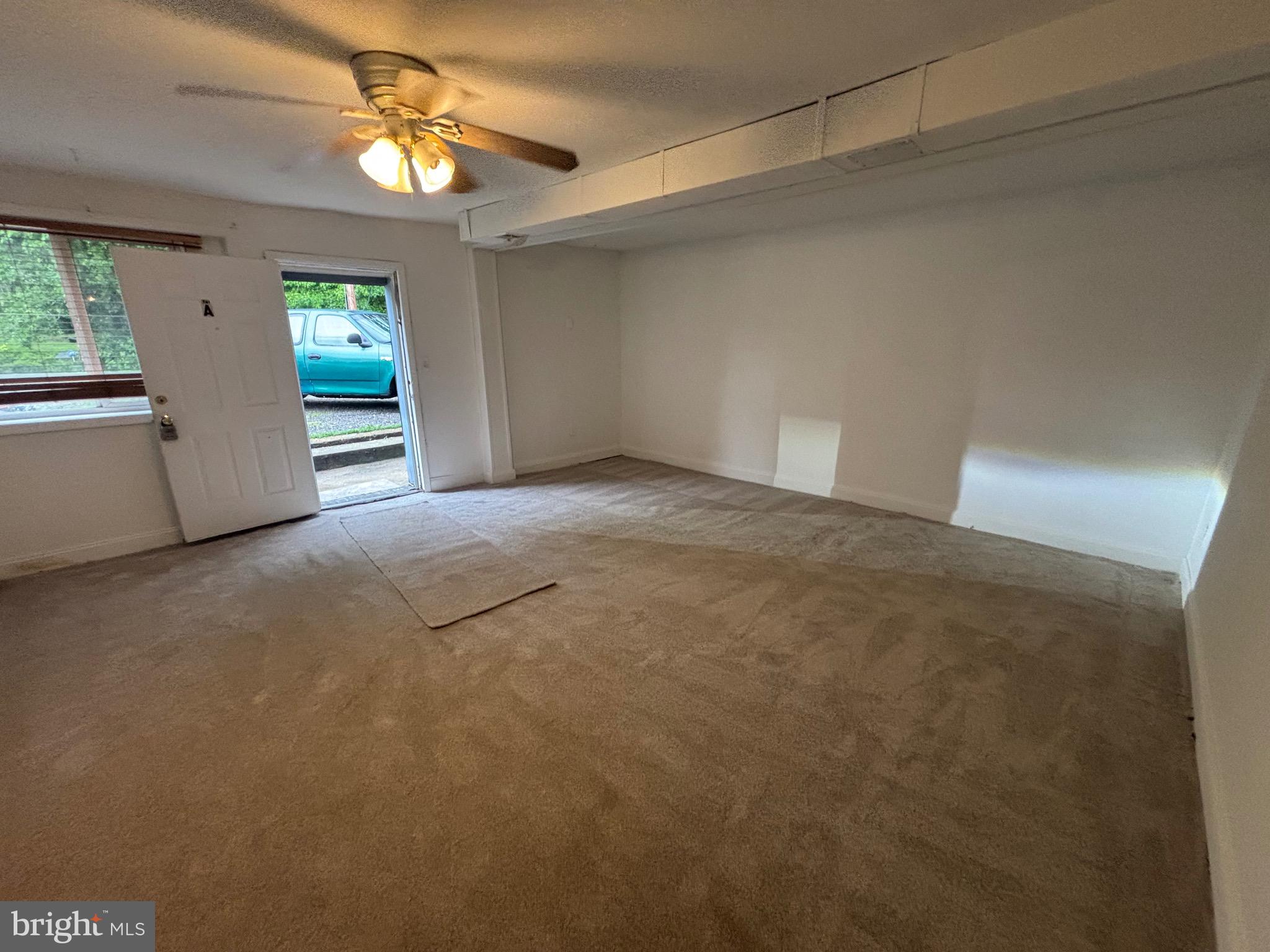 MASON SPRINGS - Residential Lease