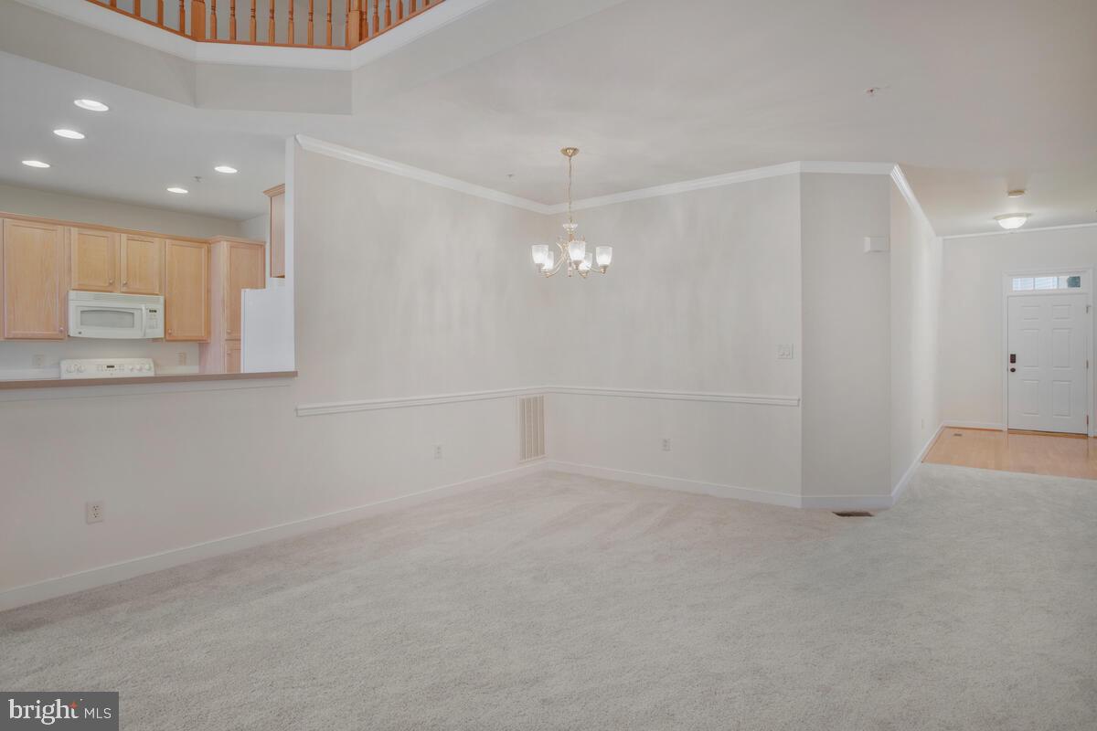 SNOWDEN OVERLOOK - Residential