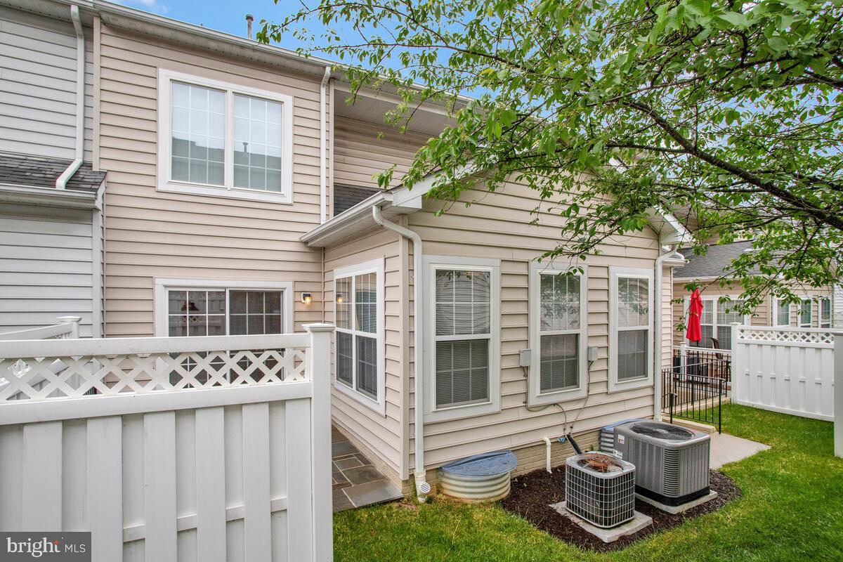 SNOWDEN OVERLOOK - Residential