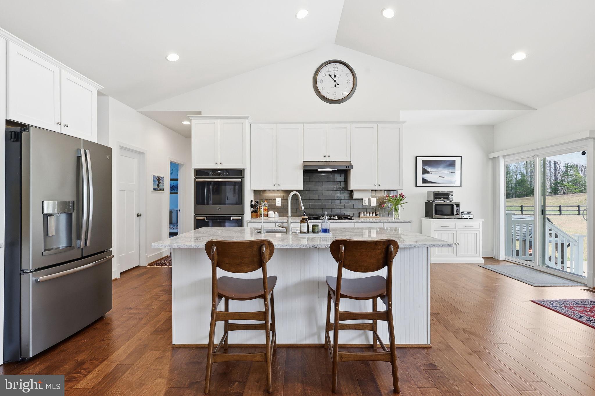 BROOKE POINT ESTATES - Residential