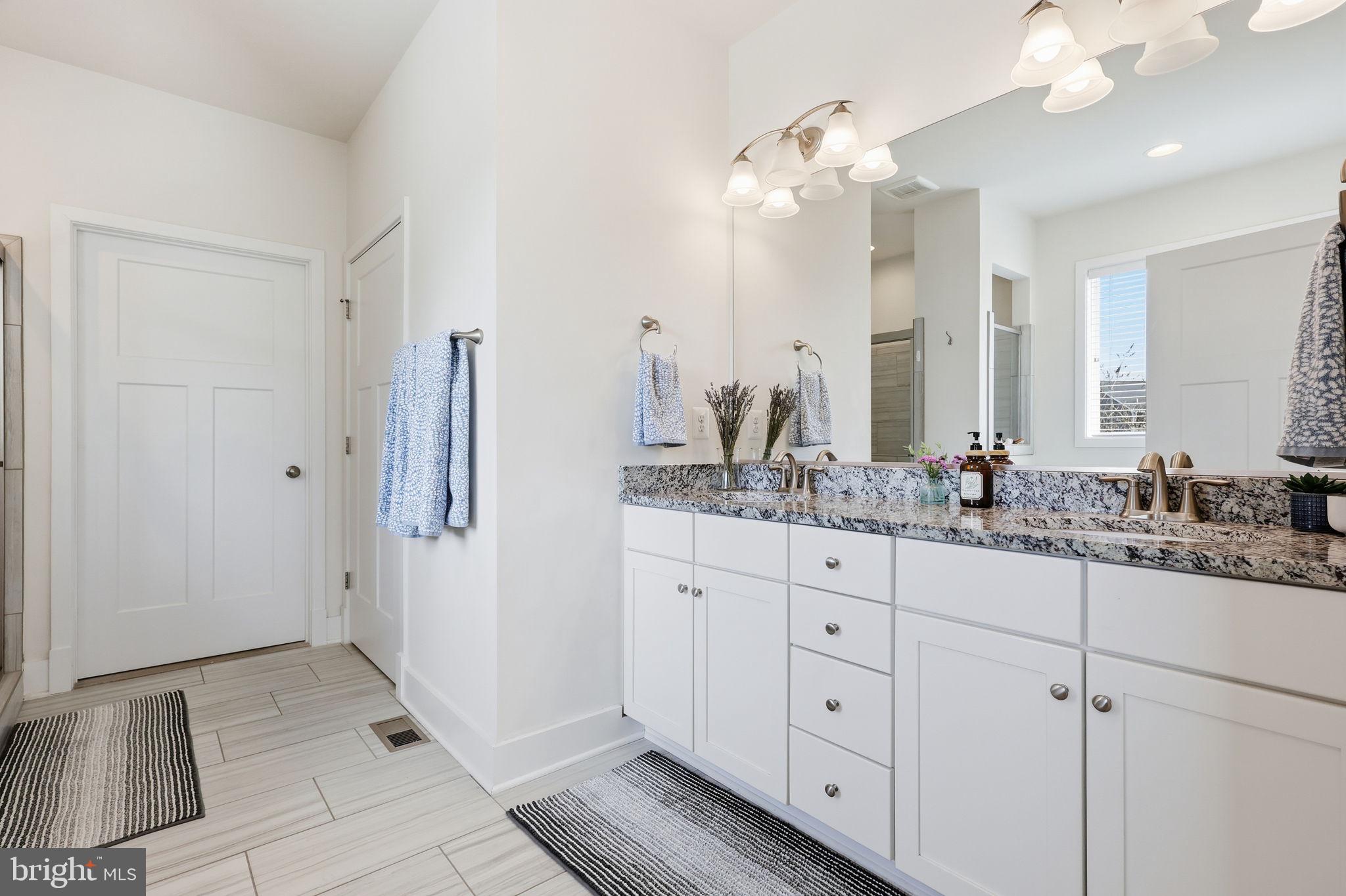 BROOKE POINT ESTATES - Residential