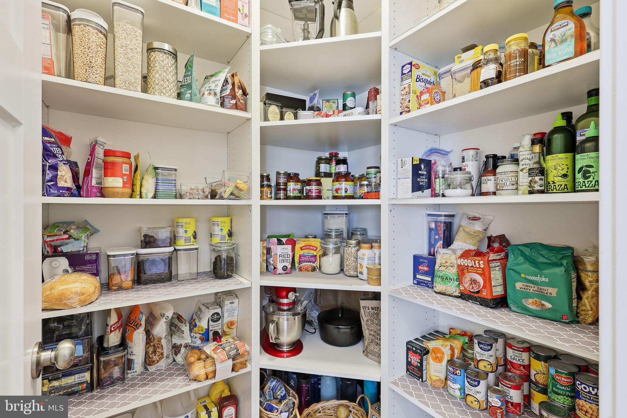 BROOKE POINT ESTATES - Residential