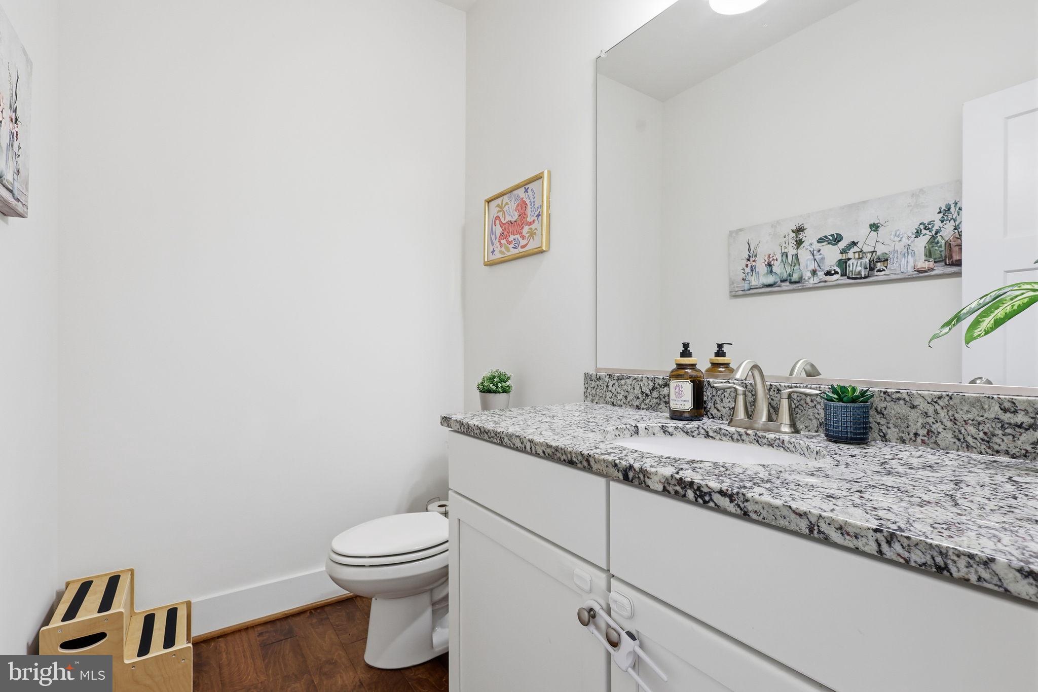 BROOKE POINT ESTATES - Residential