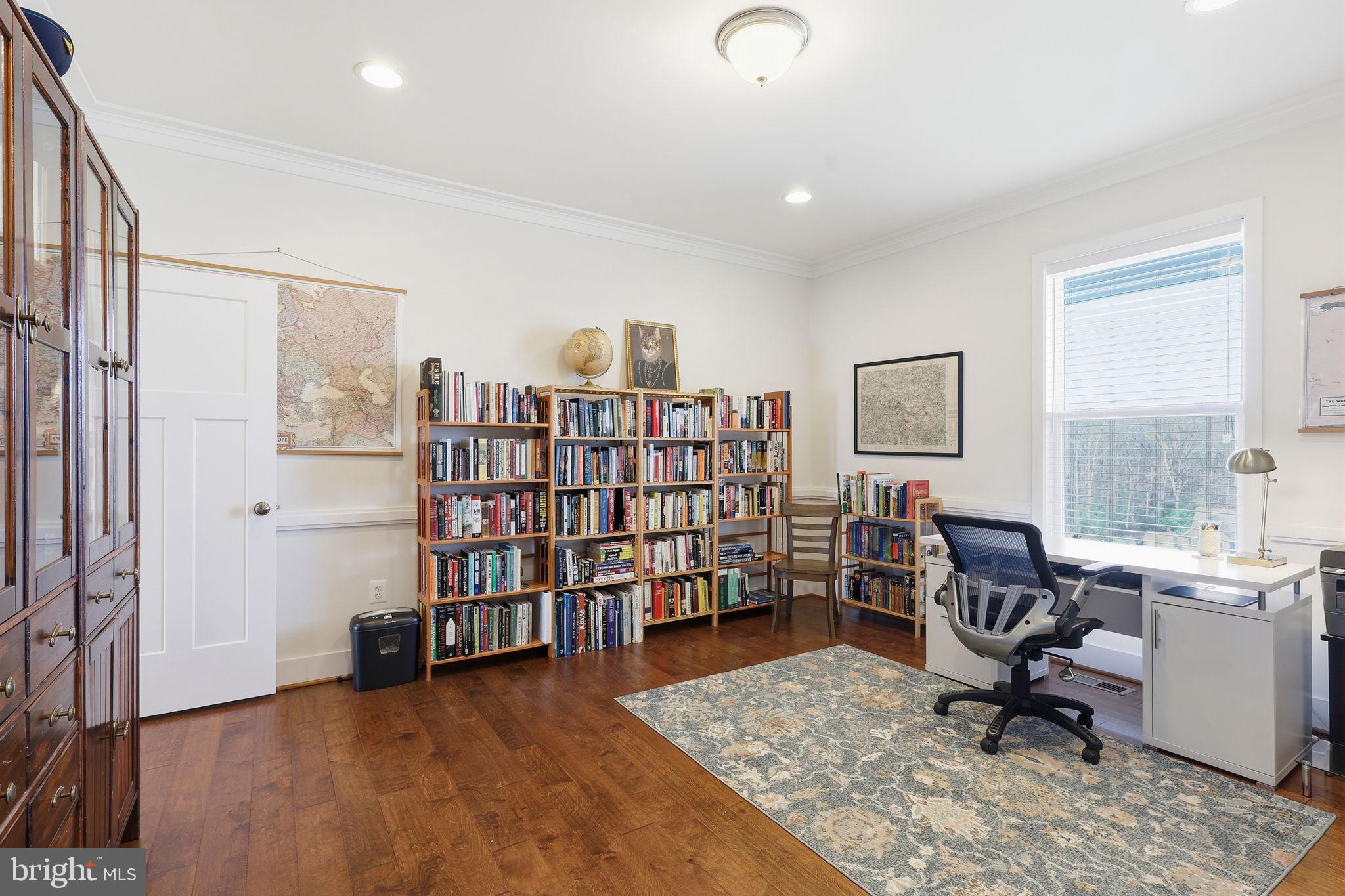 BROOKE POINT ESTATES - Residential