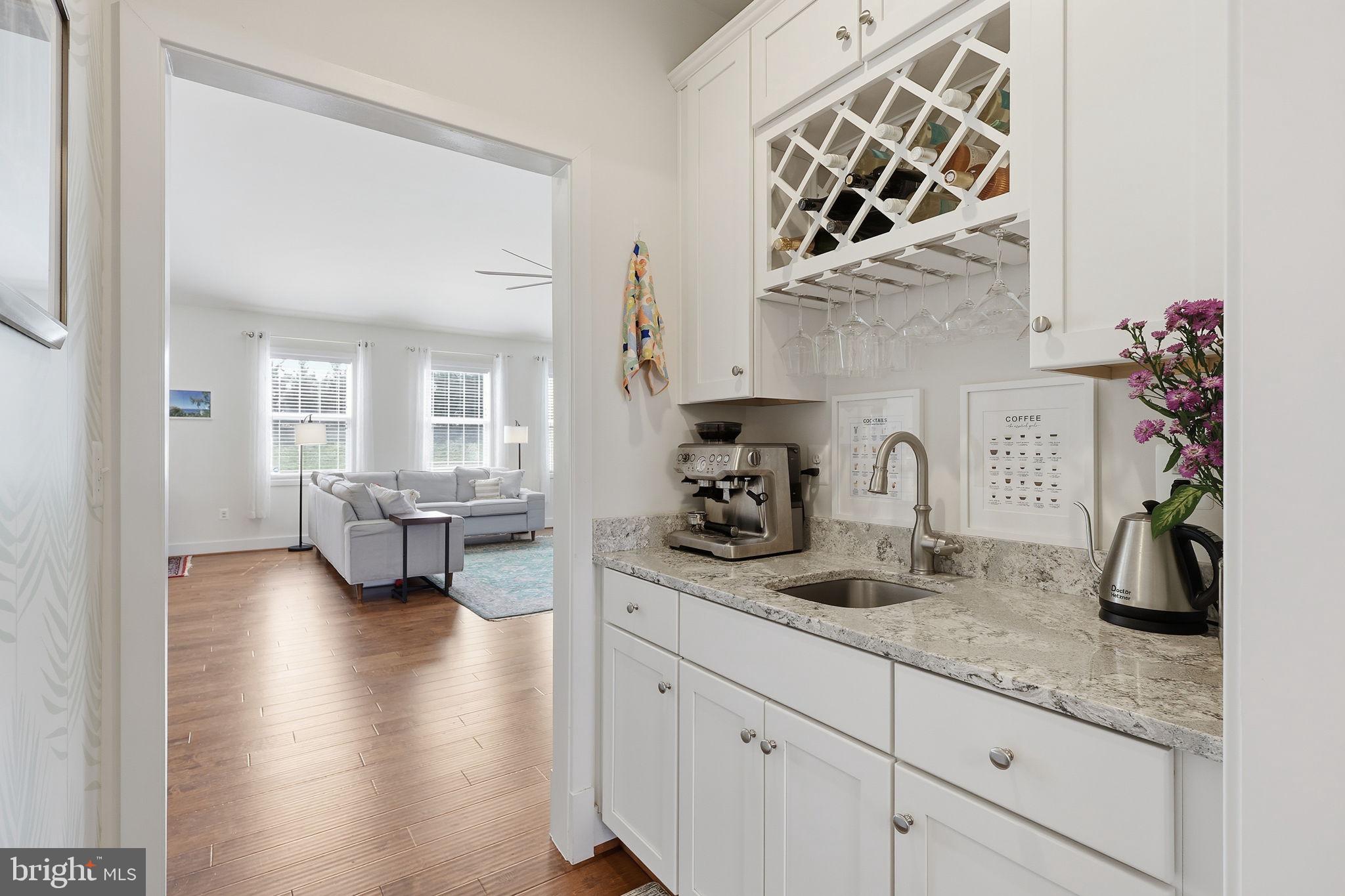 BROOKE POINT ESTATES - Residential