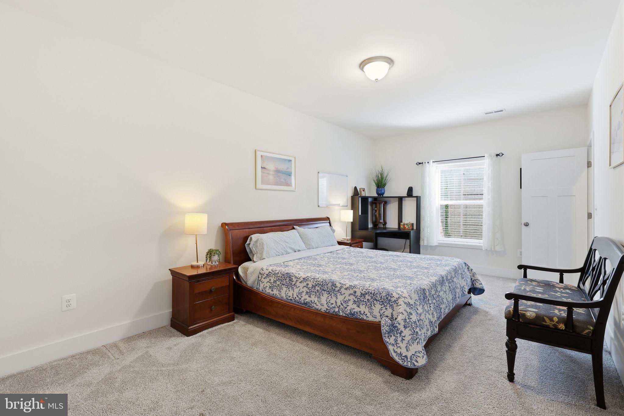 BROOKE POINT ESTATES - Residential