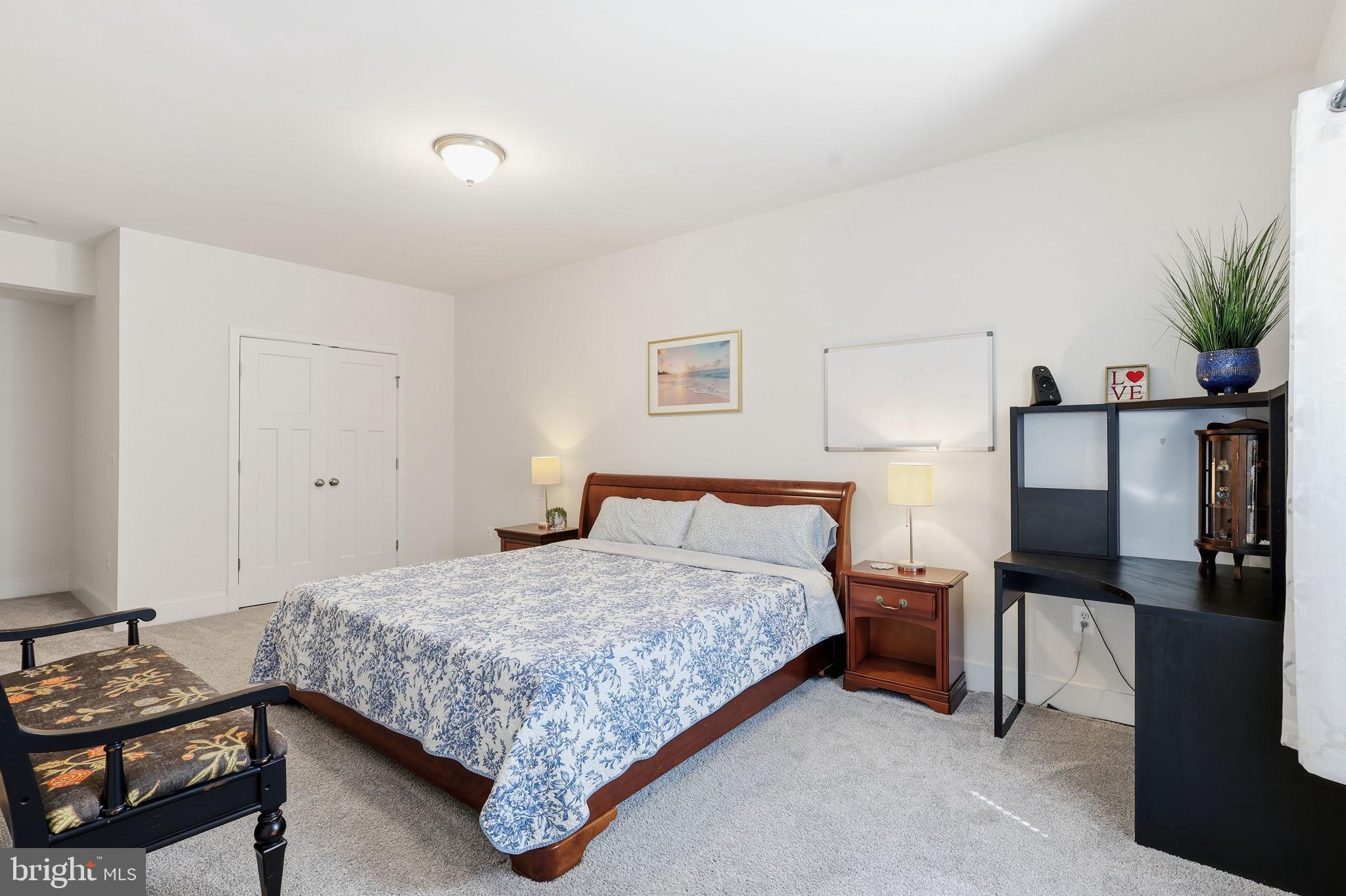 BROOKE POINT ESTATES - Residential