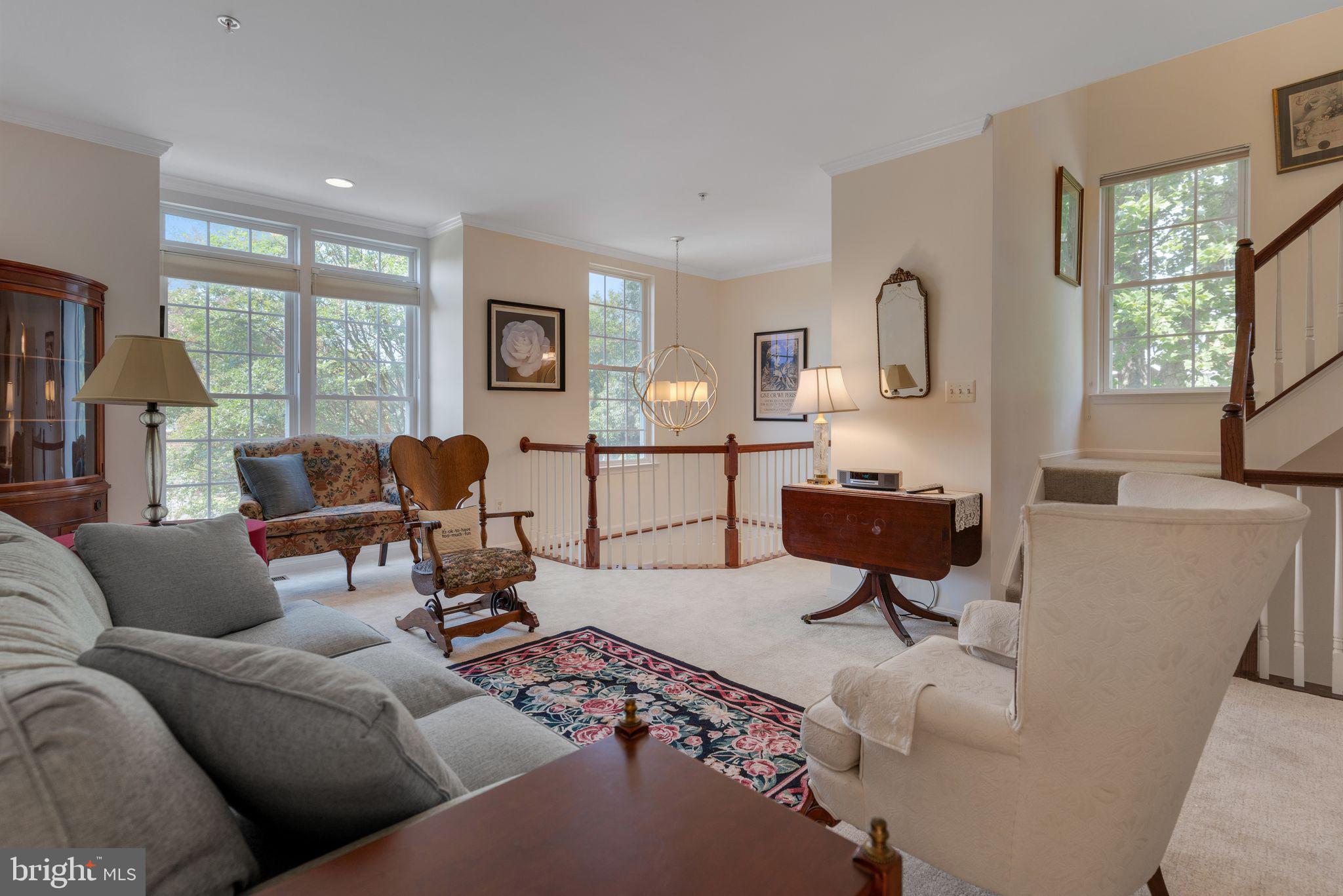 CROFTON MANOR - Residential