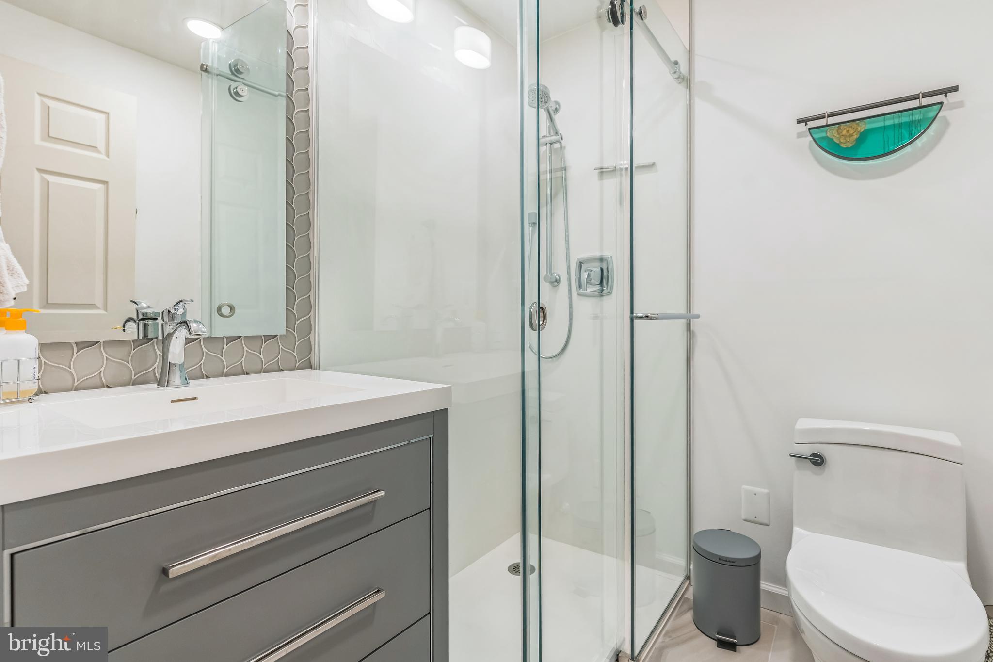 CROFTON MANOR - Residential