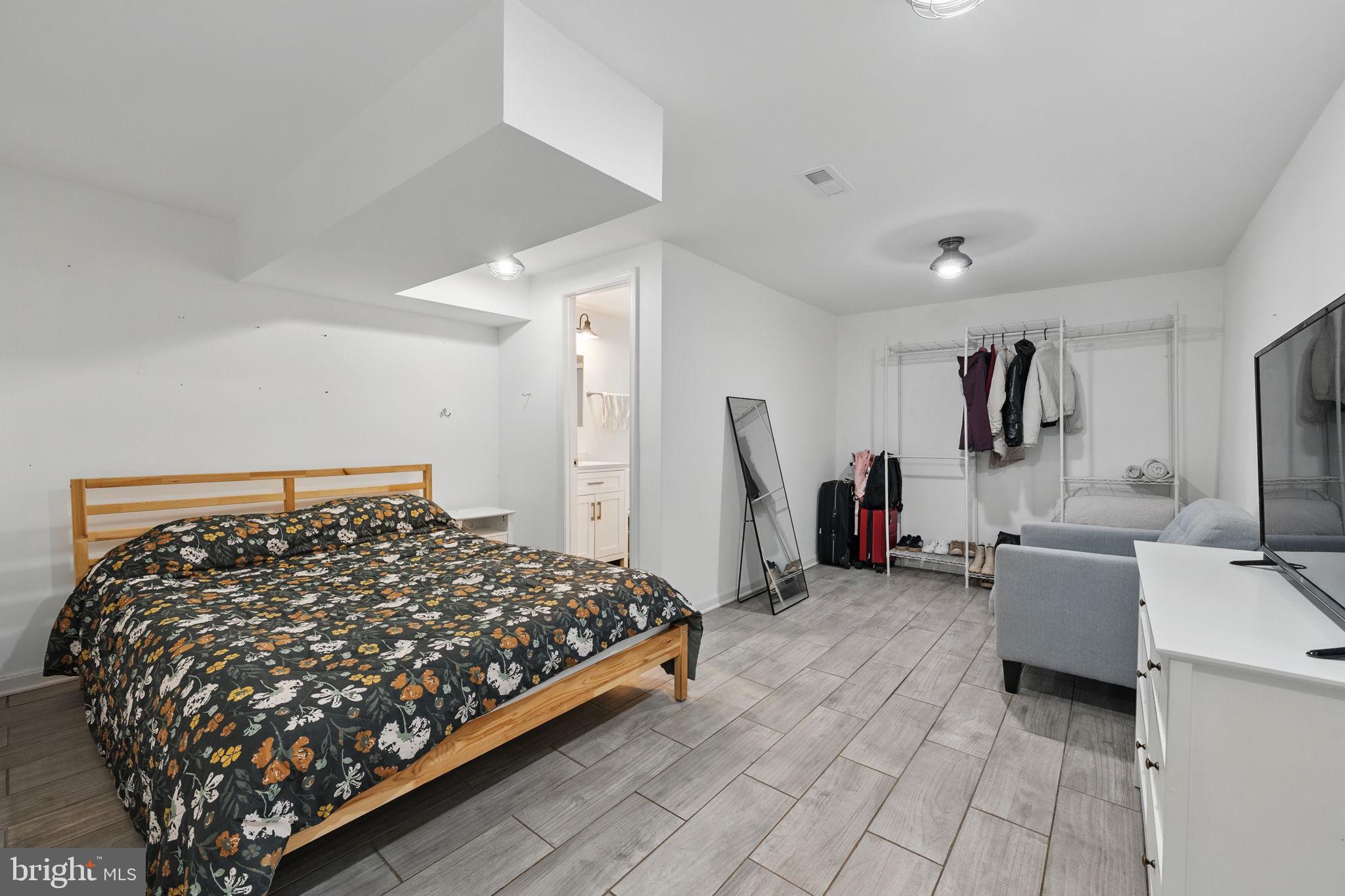 BRIGHTON EAST - Residential