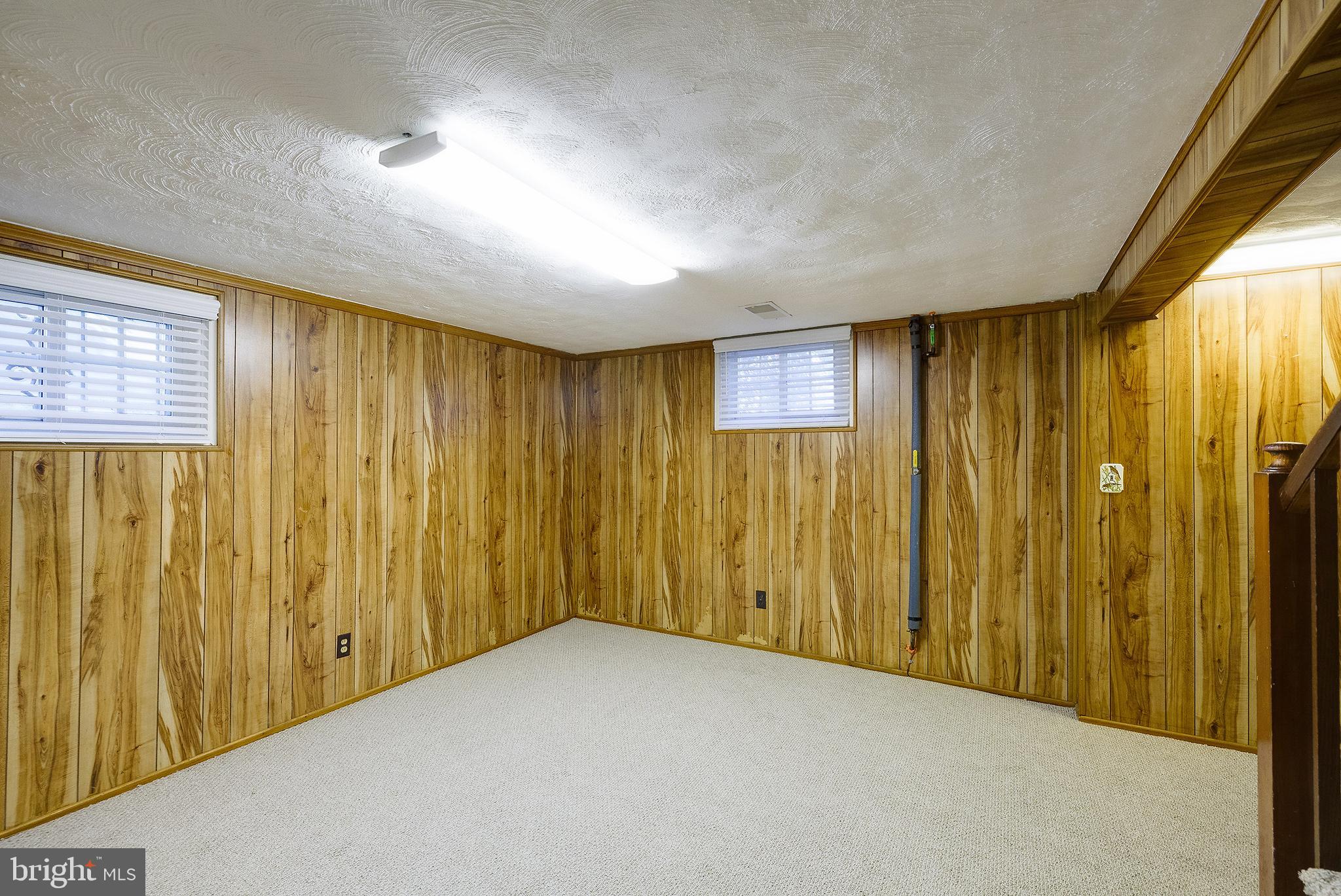 AVONDALE TERRACE - Residential Lease