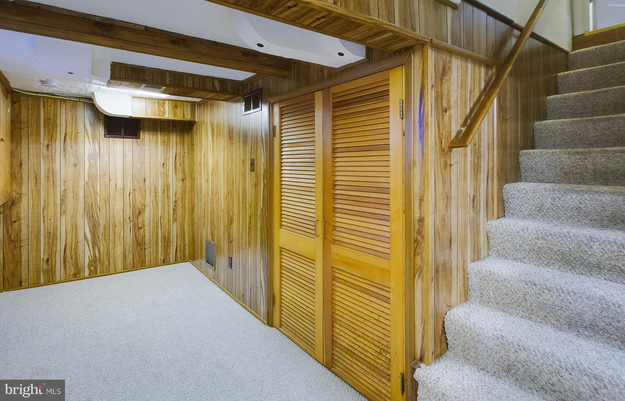 AVONDALE TERRACE - Residential Lease