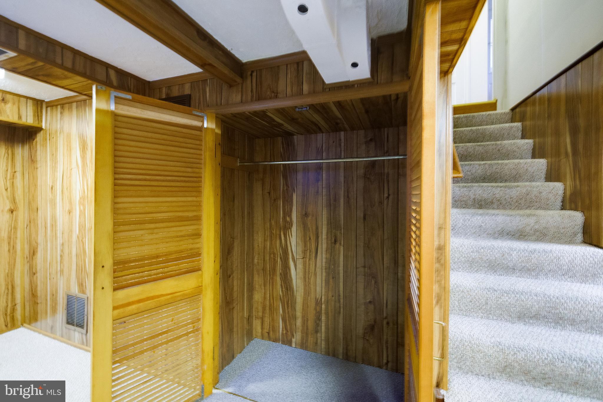 AVONDALE TERRACE - Residential Lease