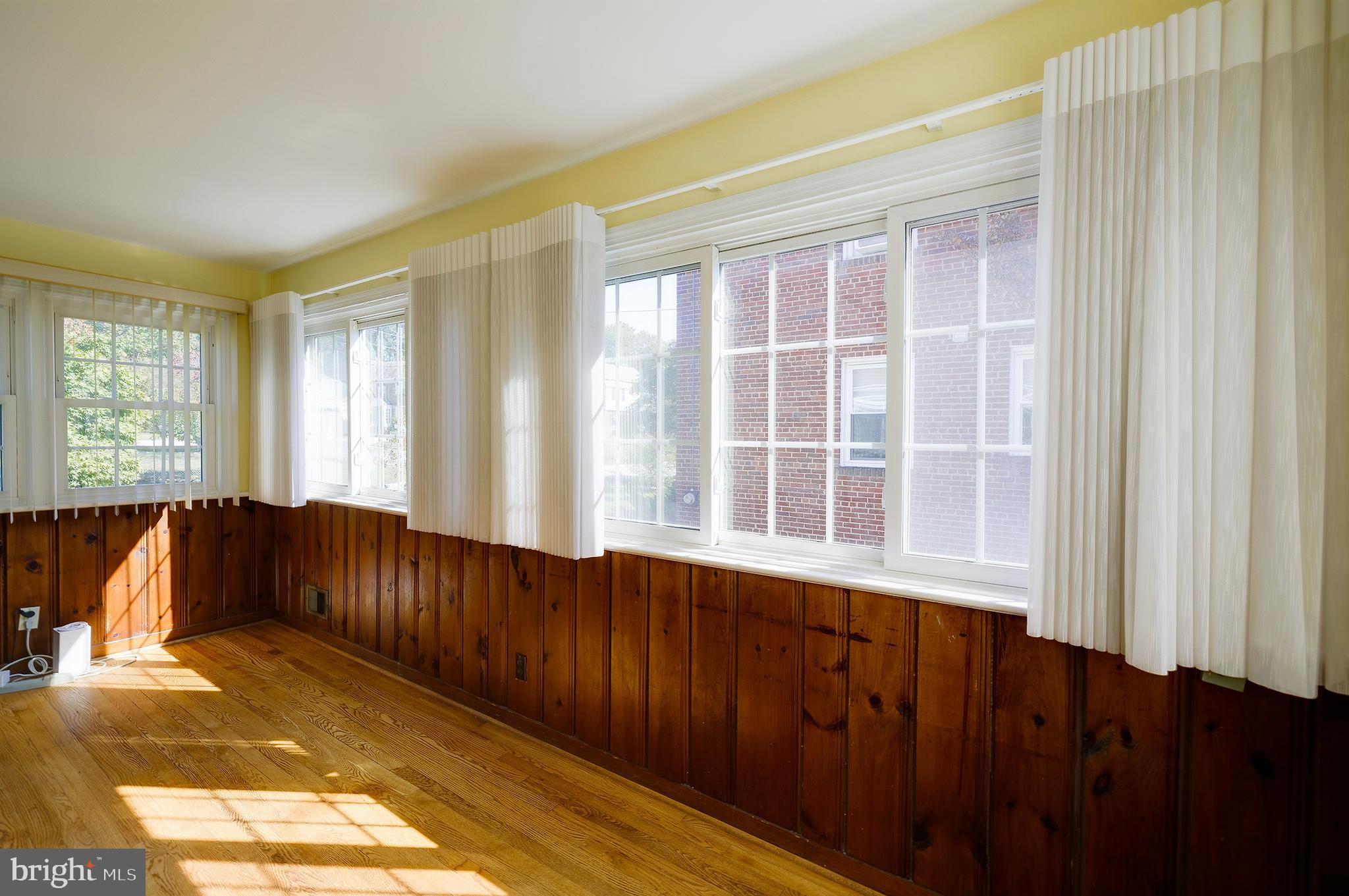 AVONDALE TERRACE - Residential Lease