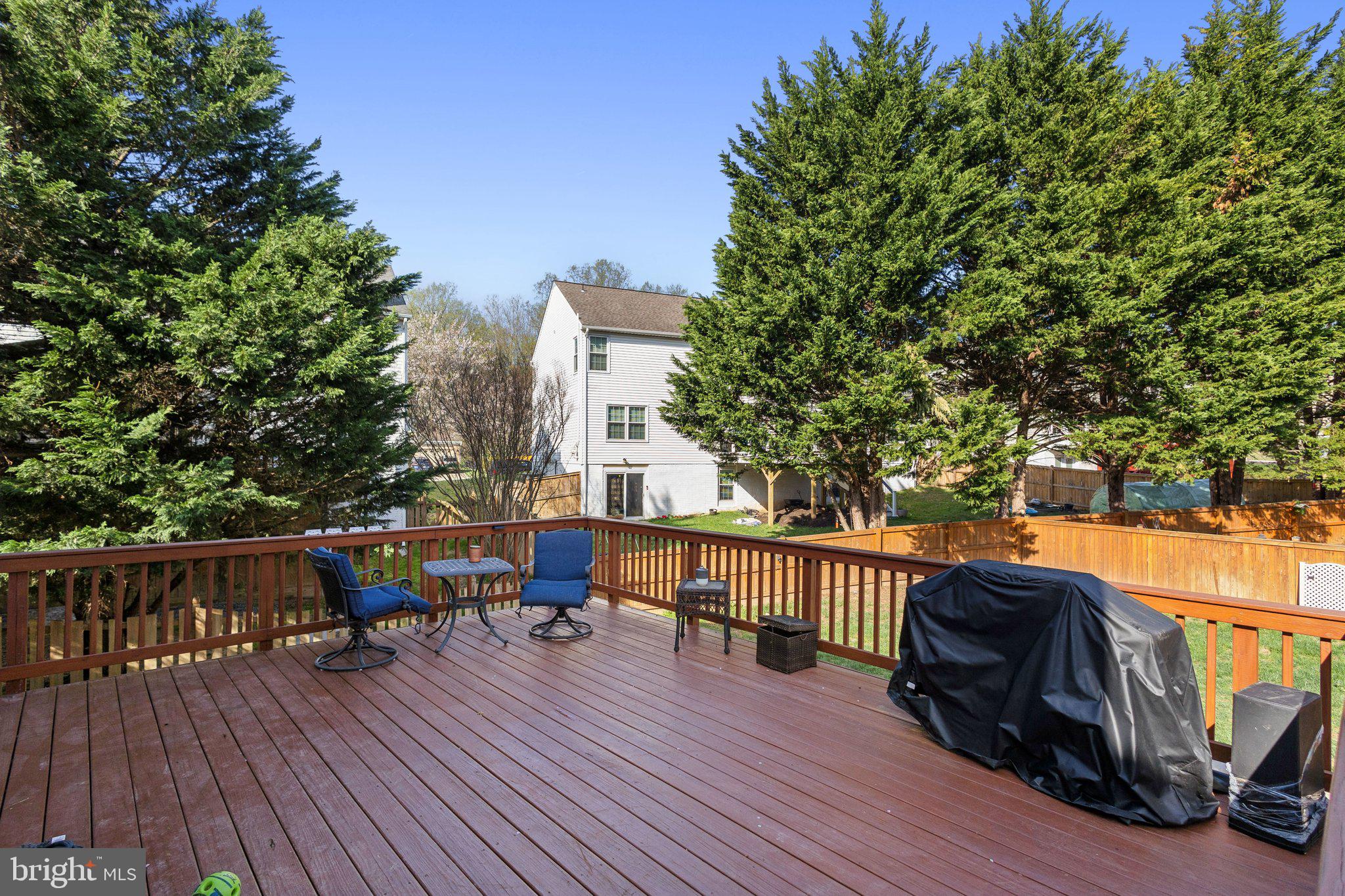 BLOOMS CROSSING - Residential