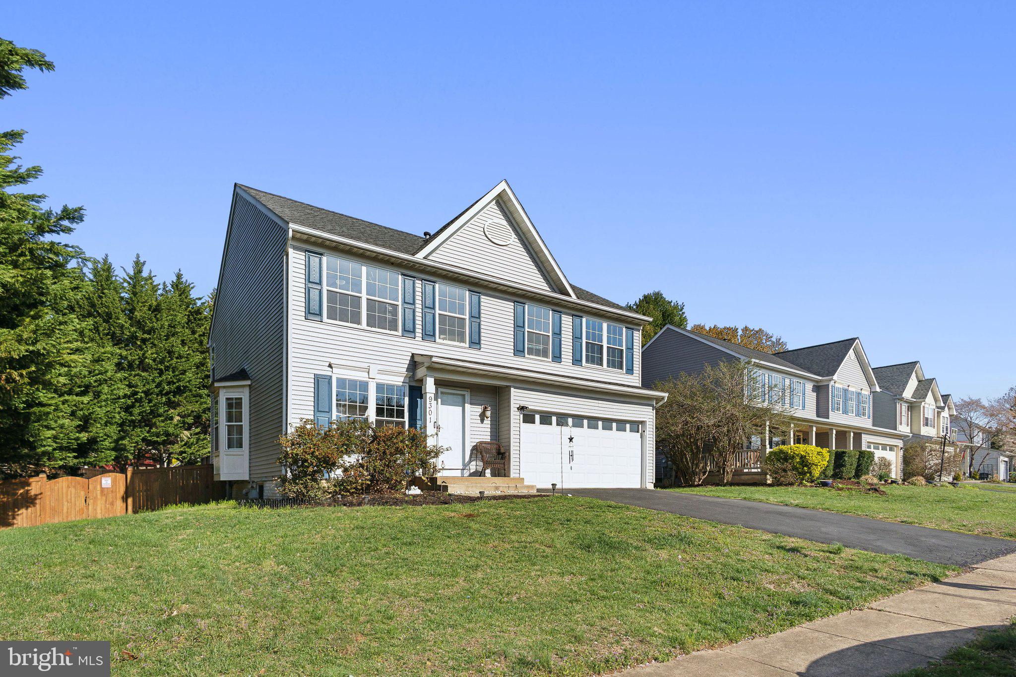 BLOOMS CROSSING - Residential