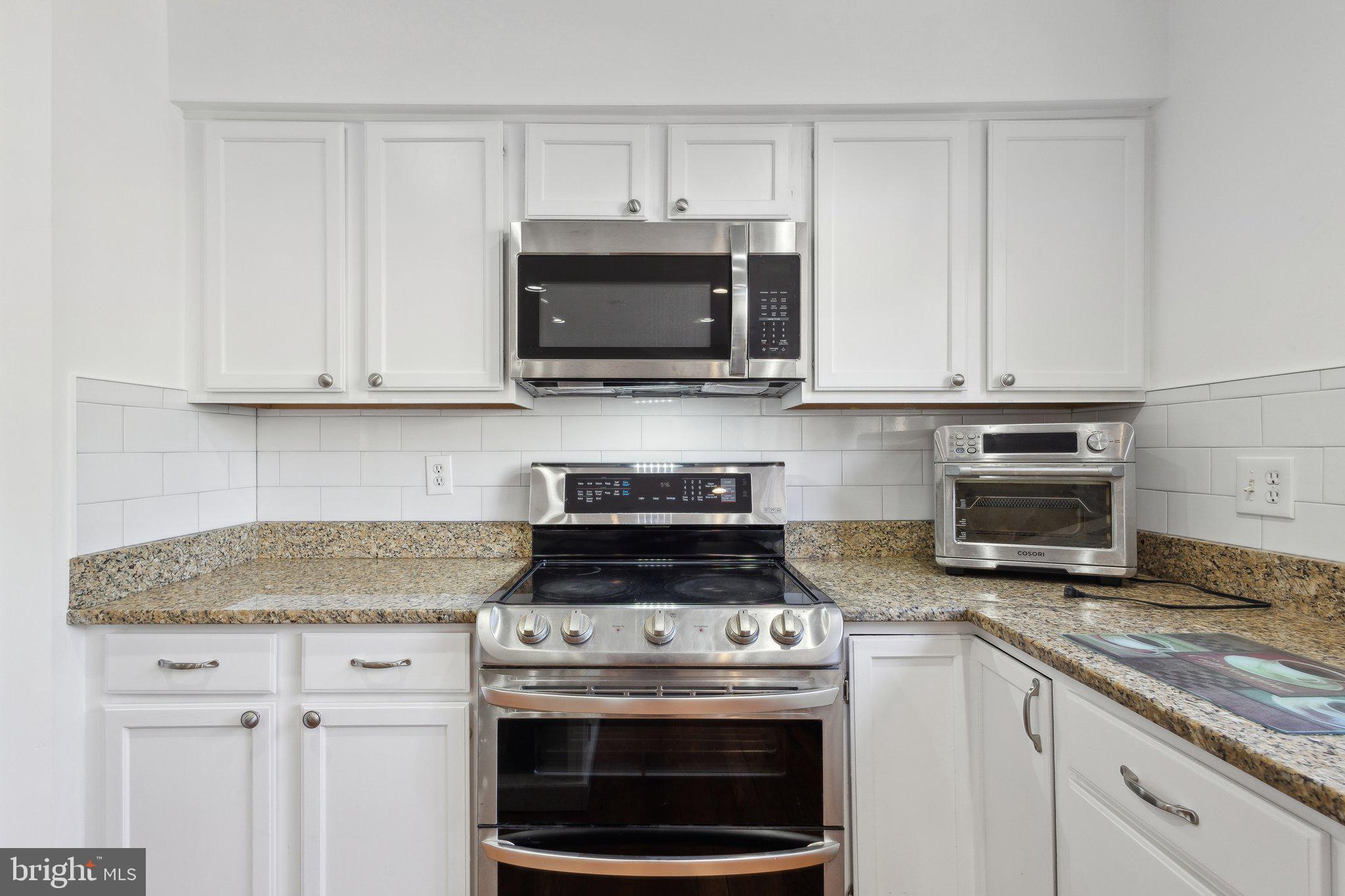 BLOOMS CROSSING - Residential