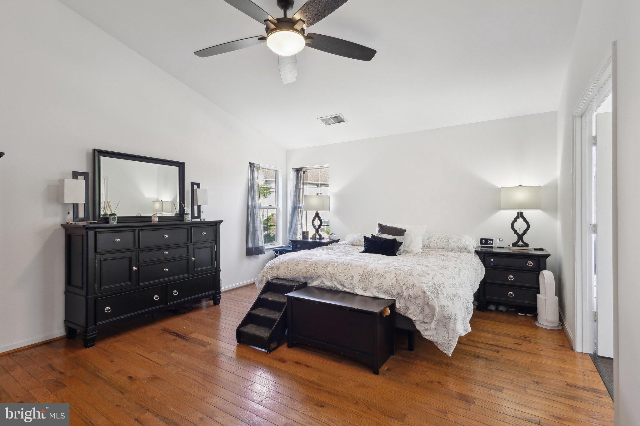 BLOOMS CROSSING - Residential