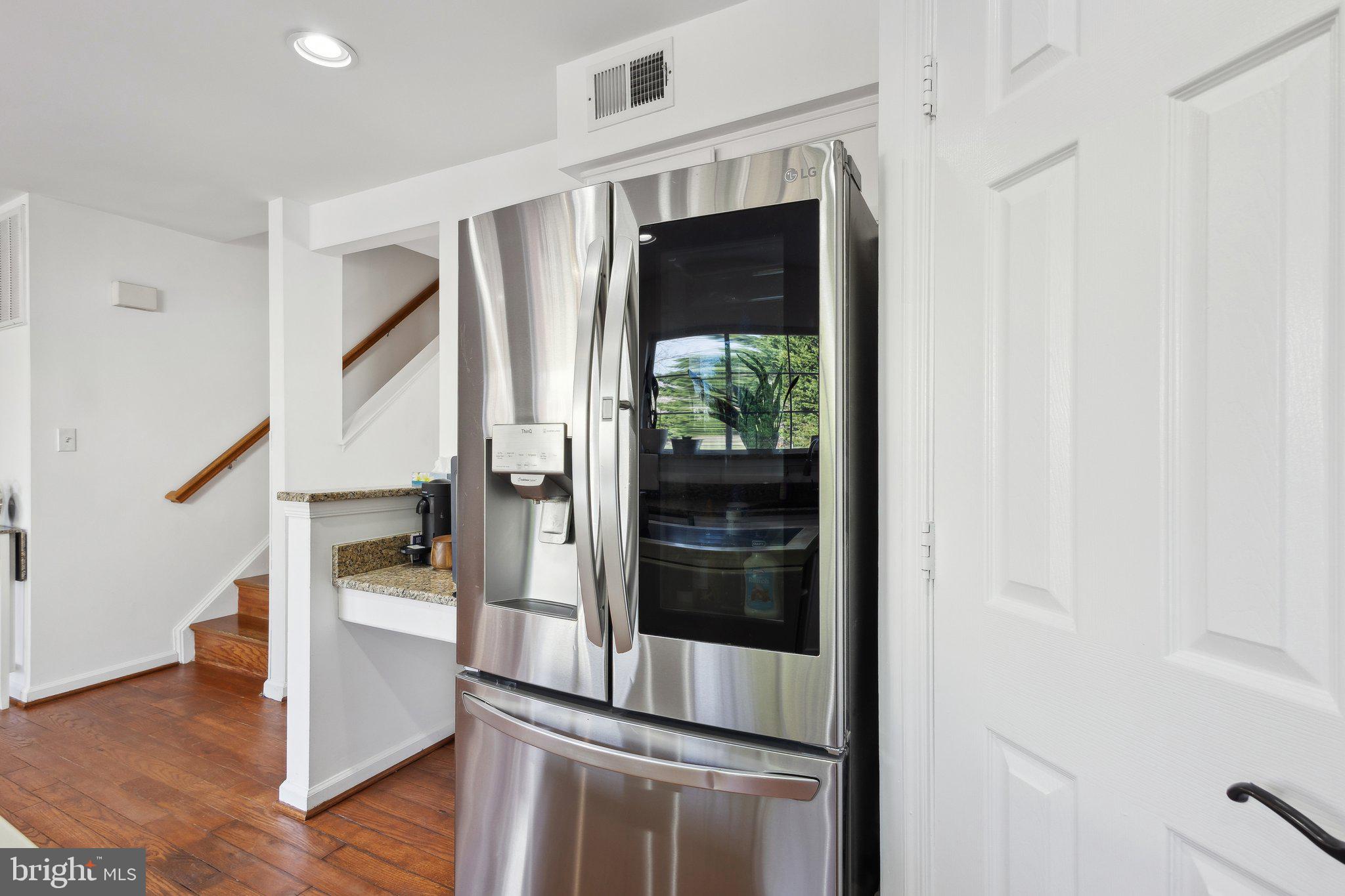 BLOOMS CROSSING - Residential