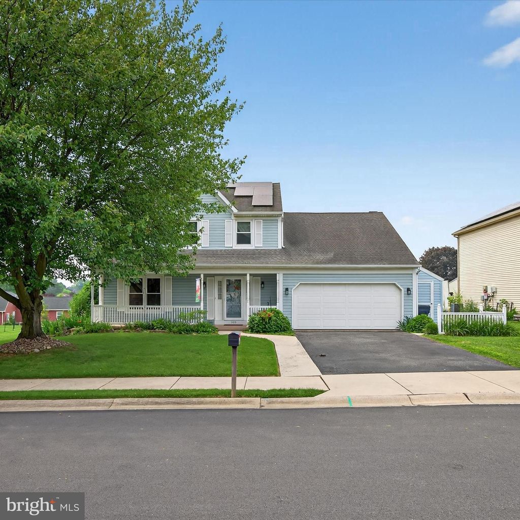 Photo of 320 Dogwood Lane, NEW HOLLAND, PA 17557 (MLS # PALA2071618)