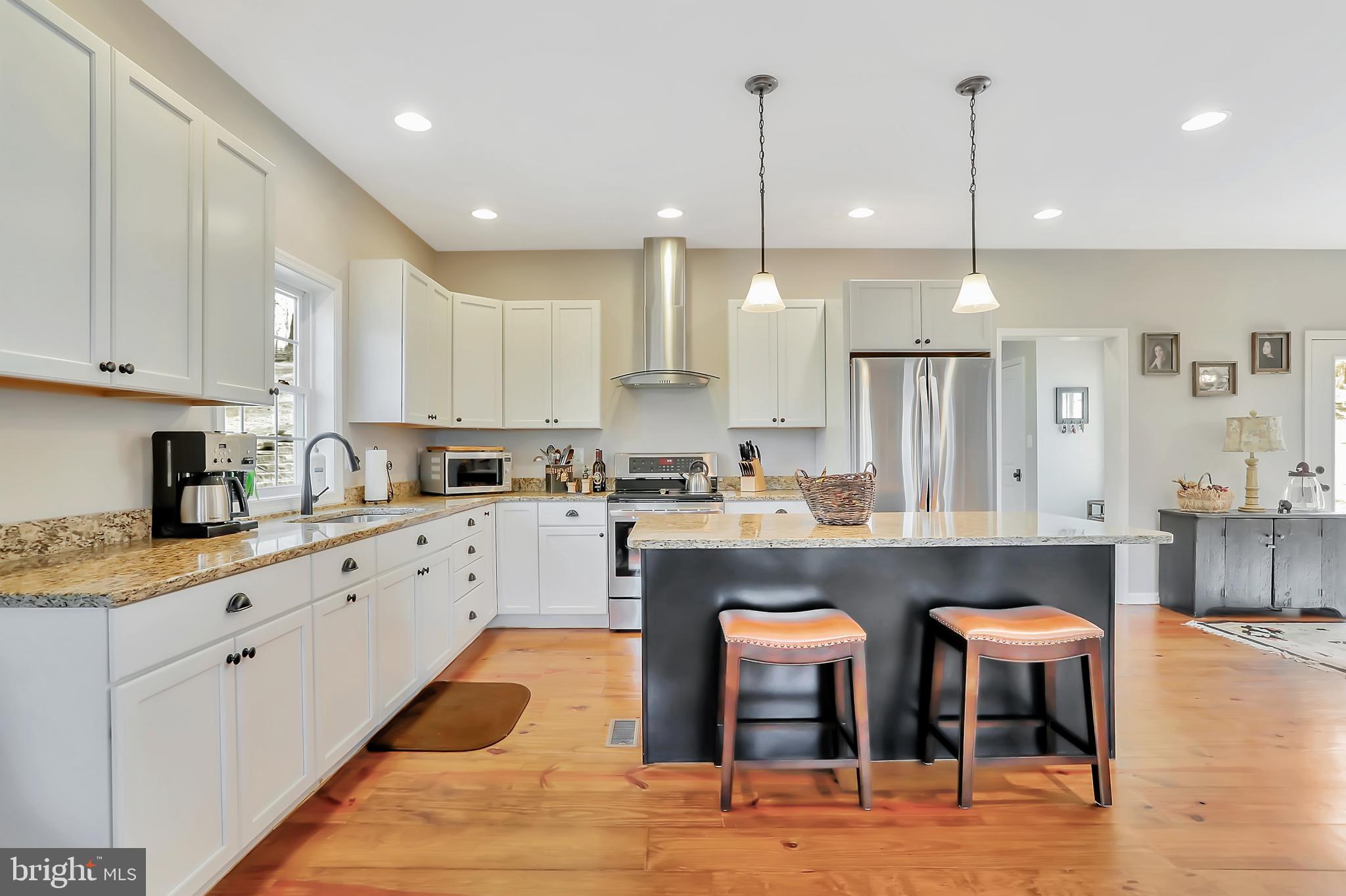 SMOKEYSHIRE - Residential