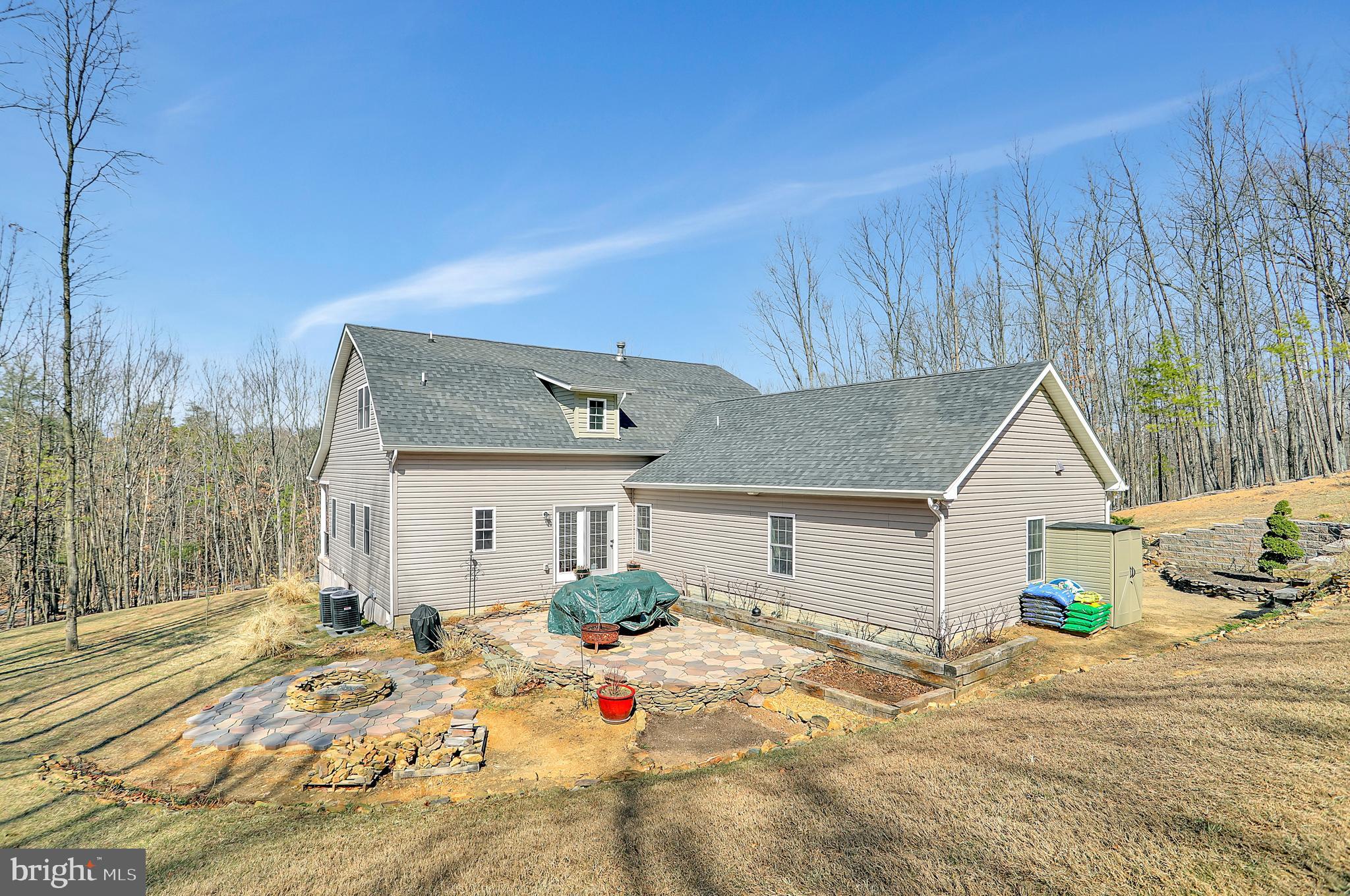 SMOKEYSHIRE - Residential