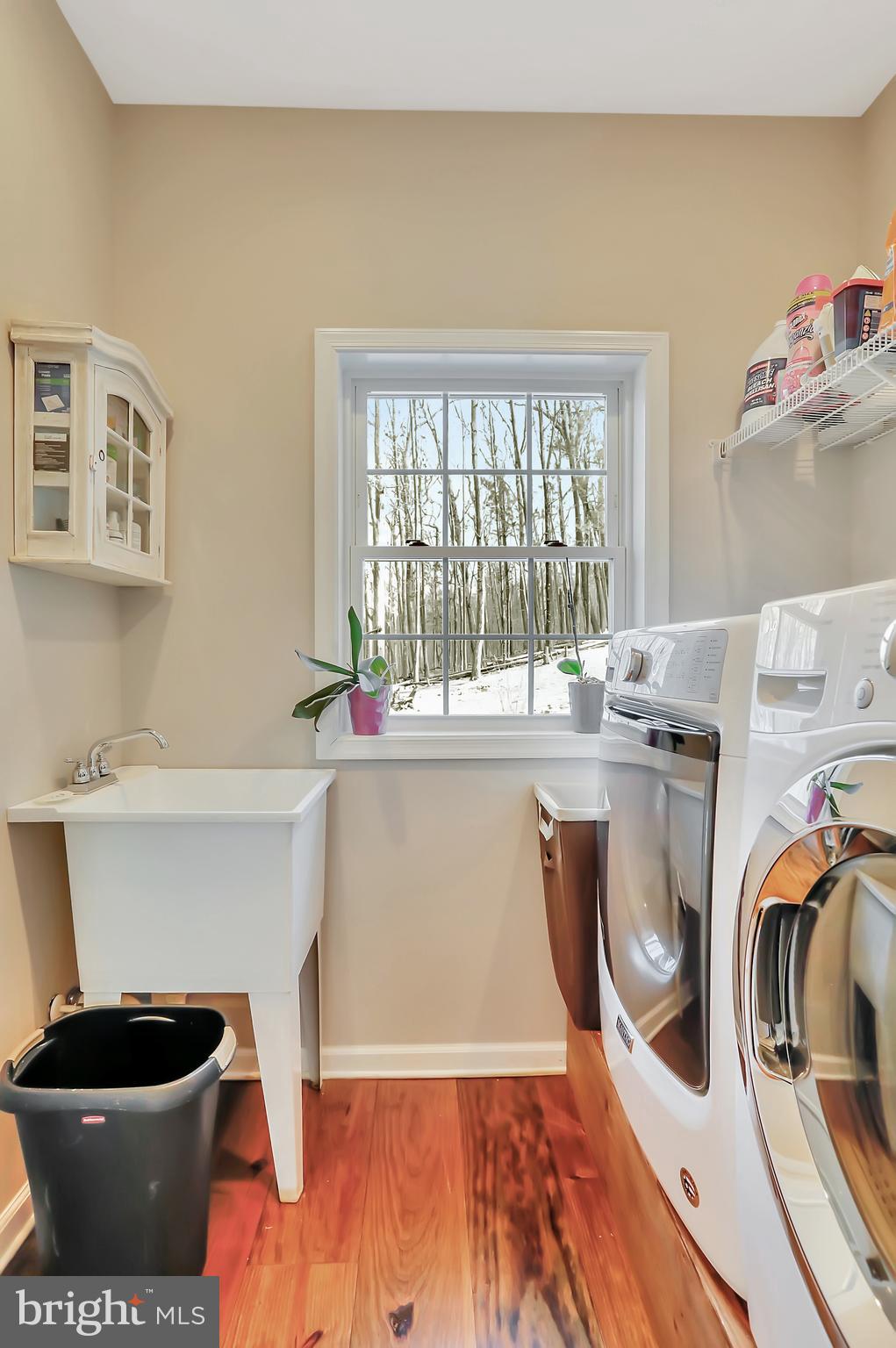 SMOKEYSHIRE - Residential